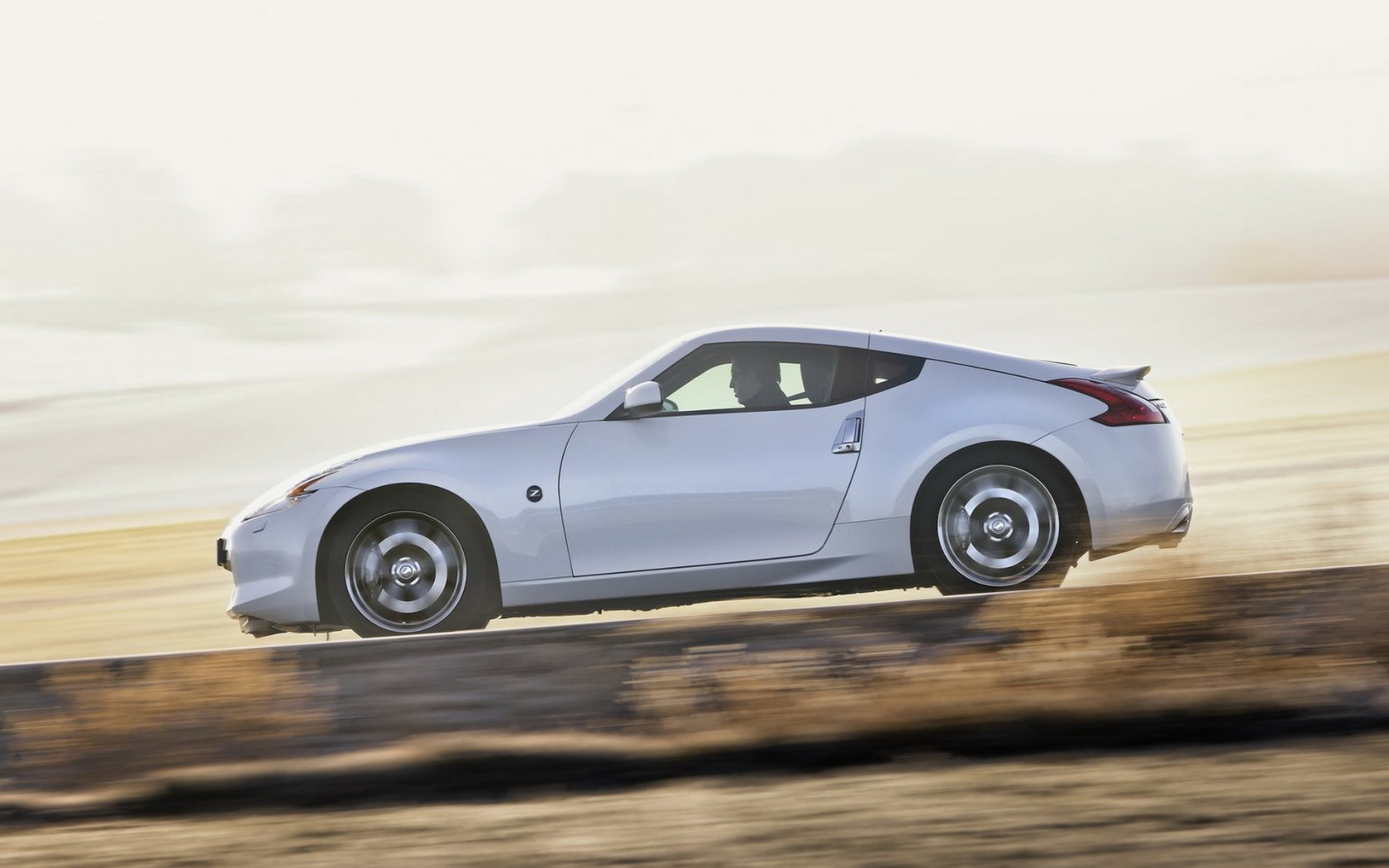 Nissan-370Z 2011