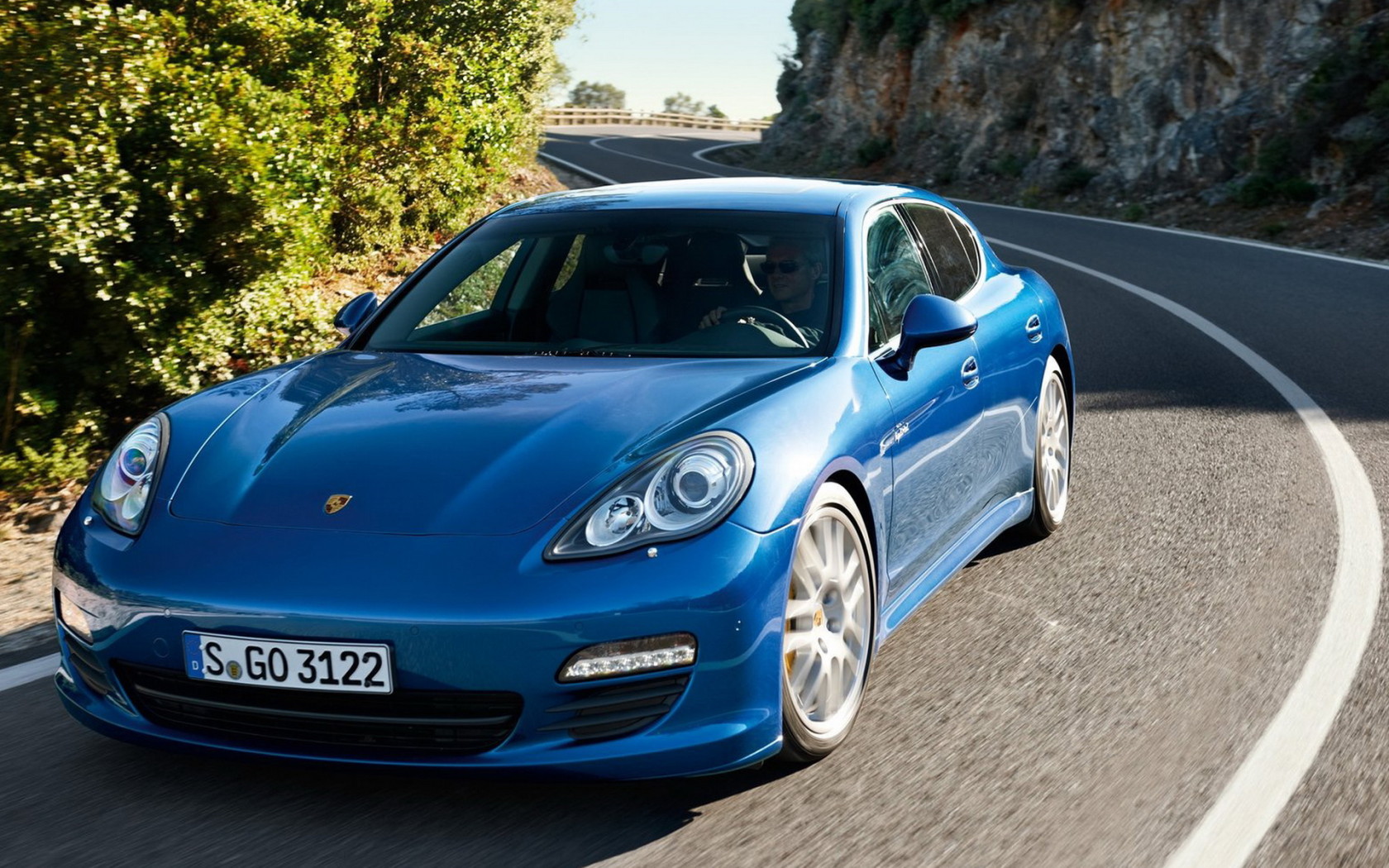 blue Porsche-Panamera S