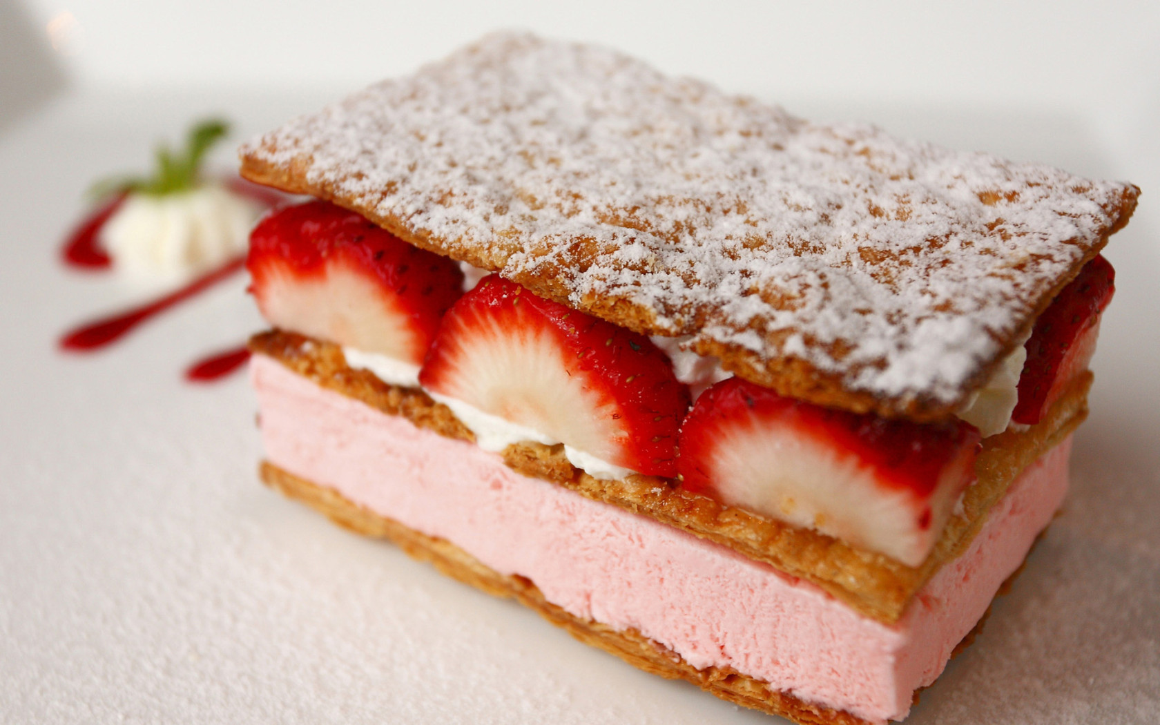 Фруктовое пирожное