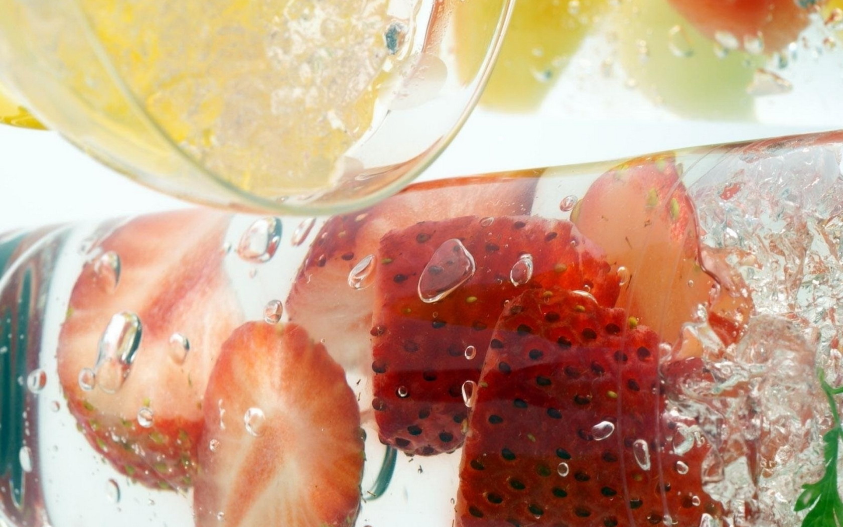 Фруктовый коктейль