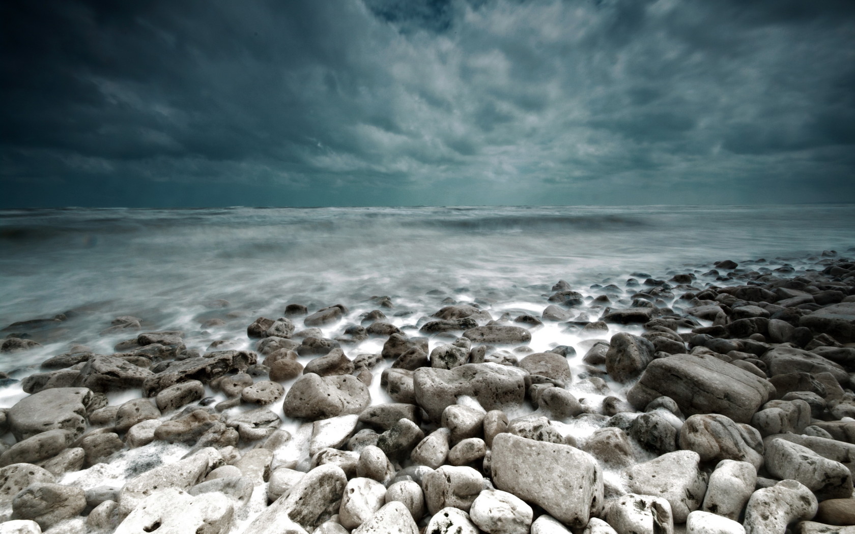 Надвигающийся шторм