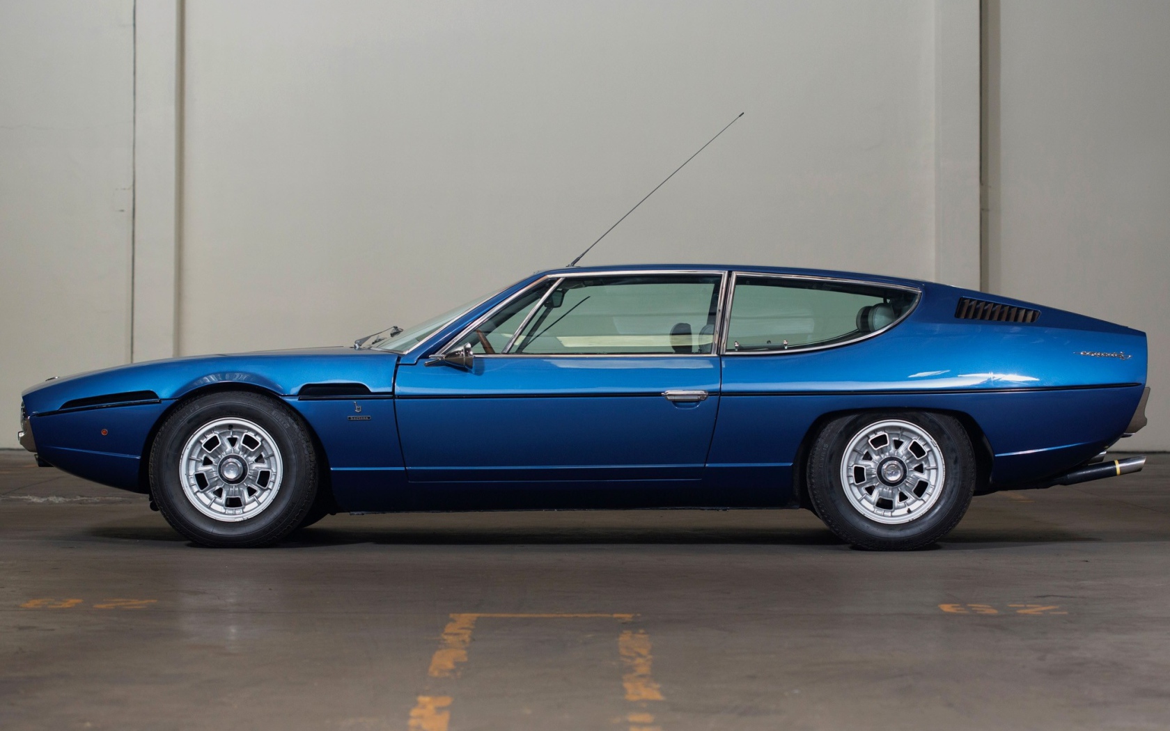 Ламборджини Эспада 400GTE