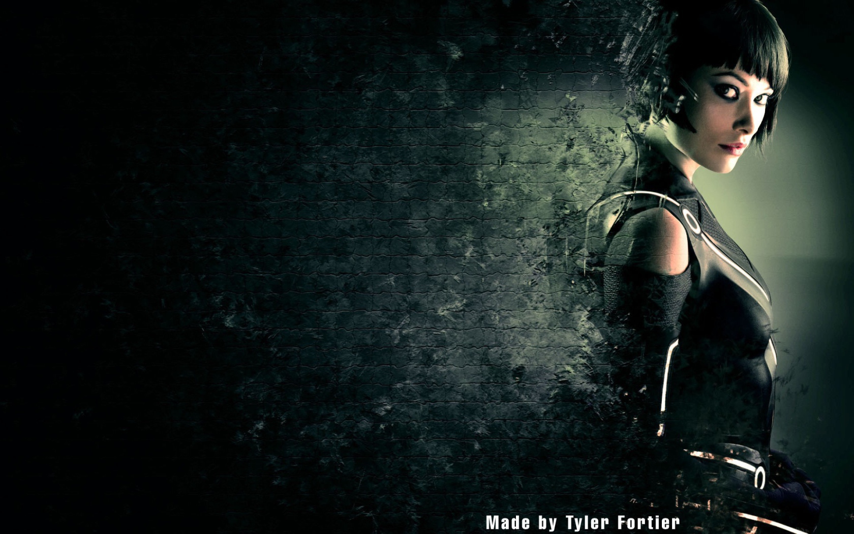 Фантастическая девушка в черном