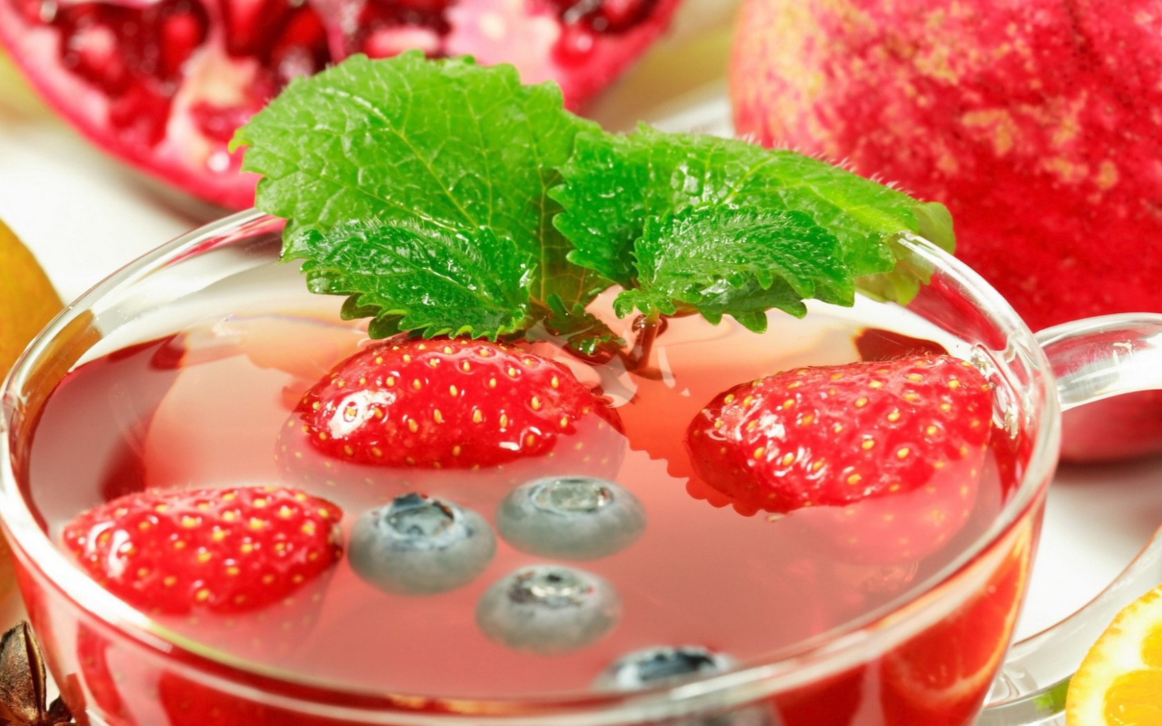 Ягодный десерт