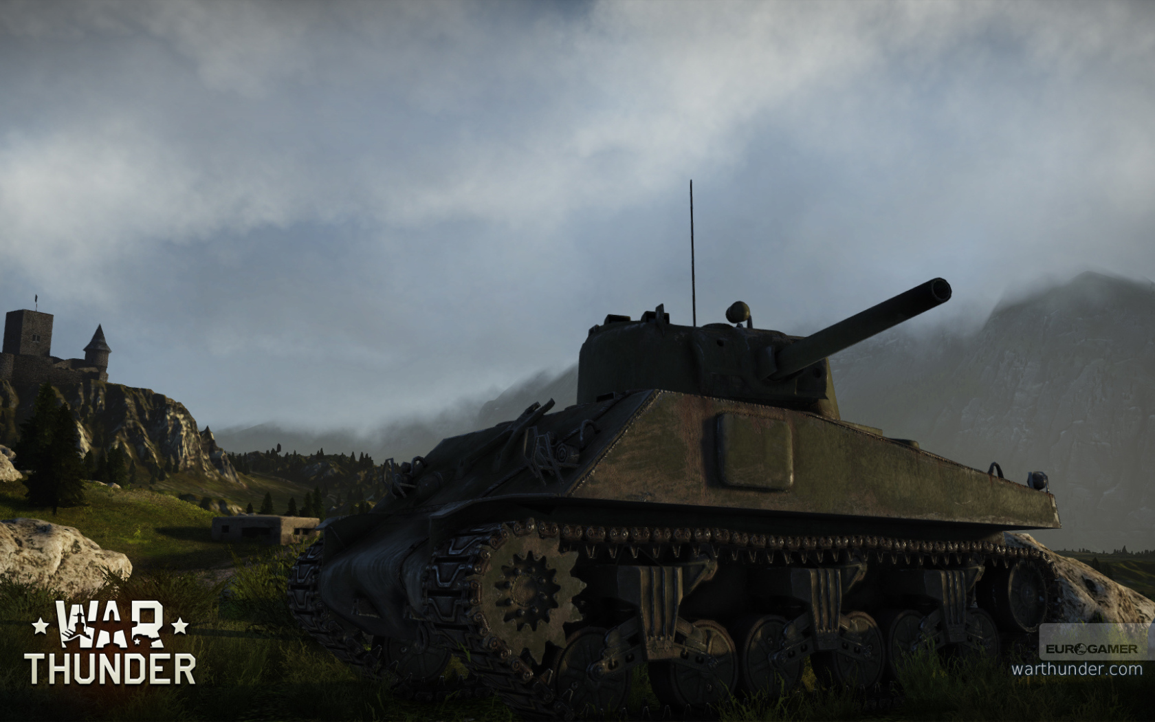 War Thunder танк на поле