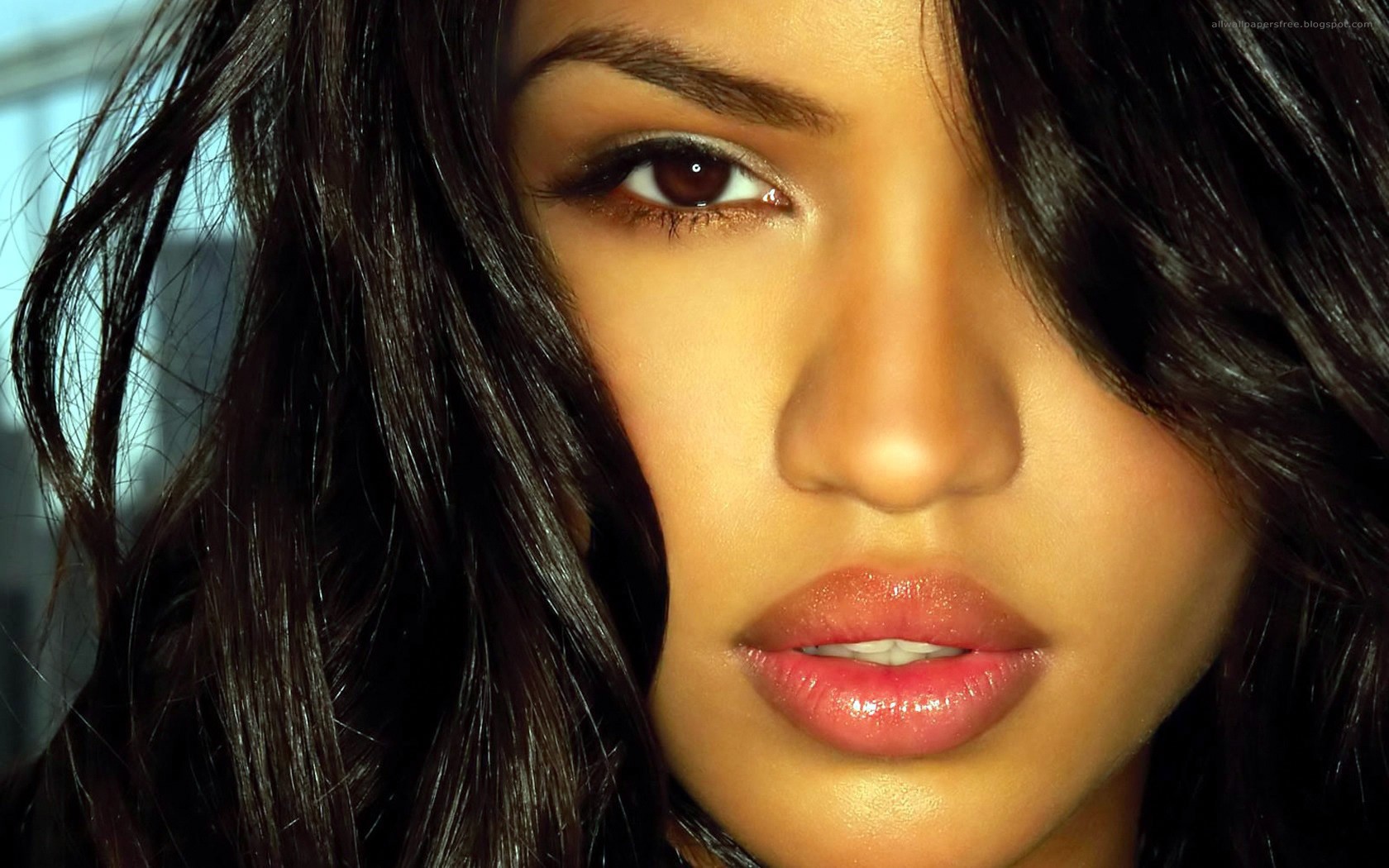 Пухлые губы