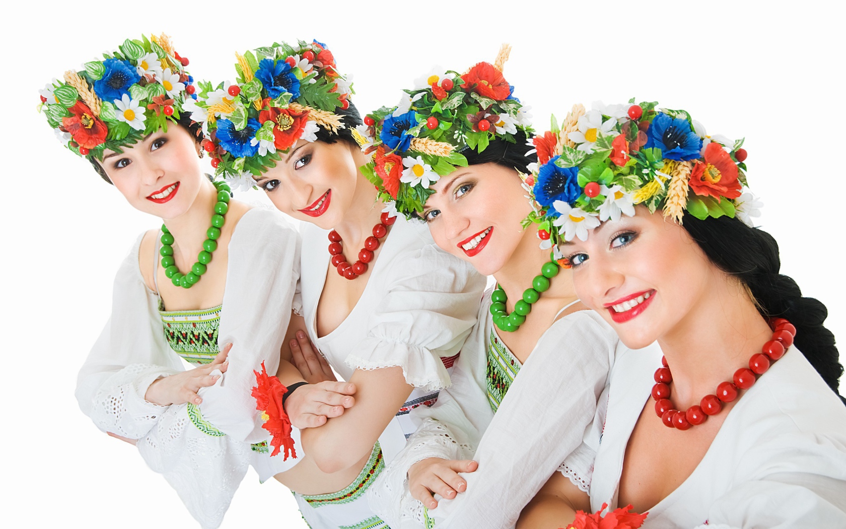 Девушки с цветами