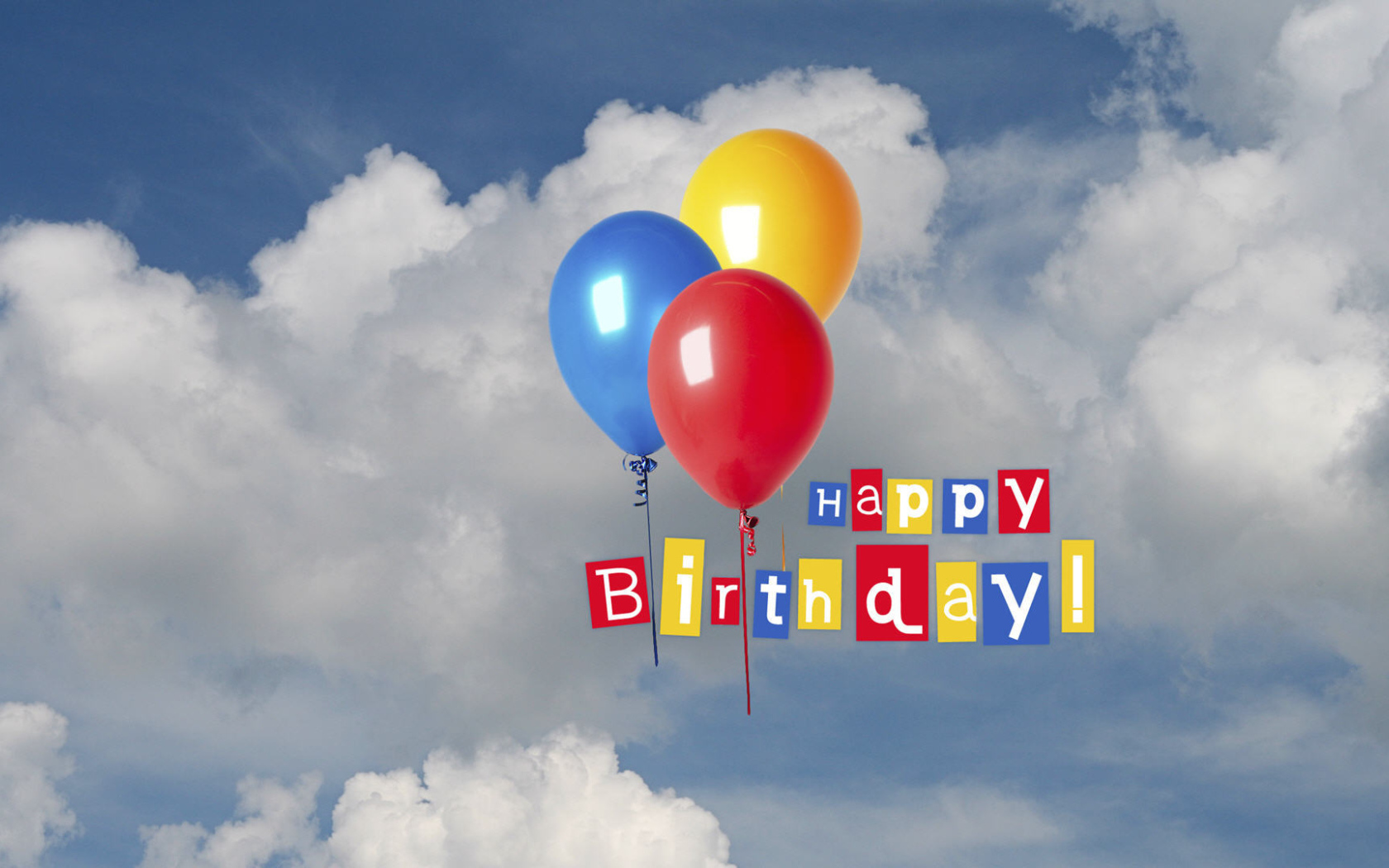 Шары в небе на день рождения