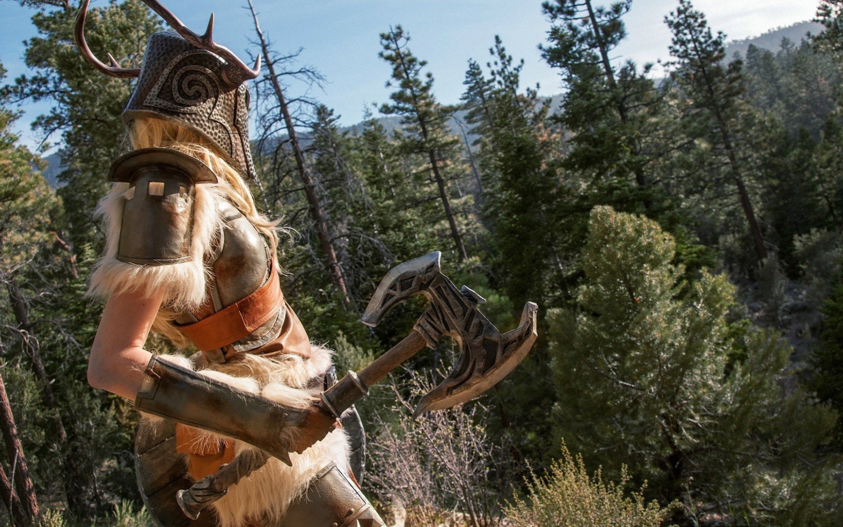 Охотник с топором