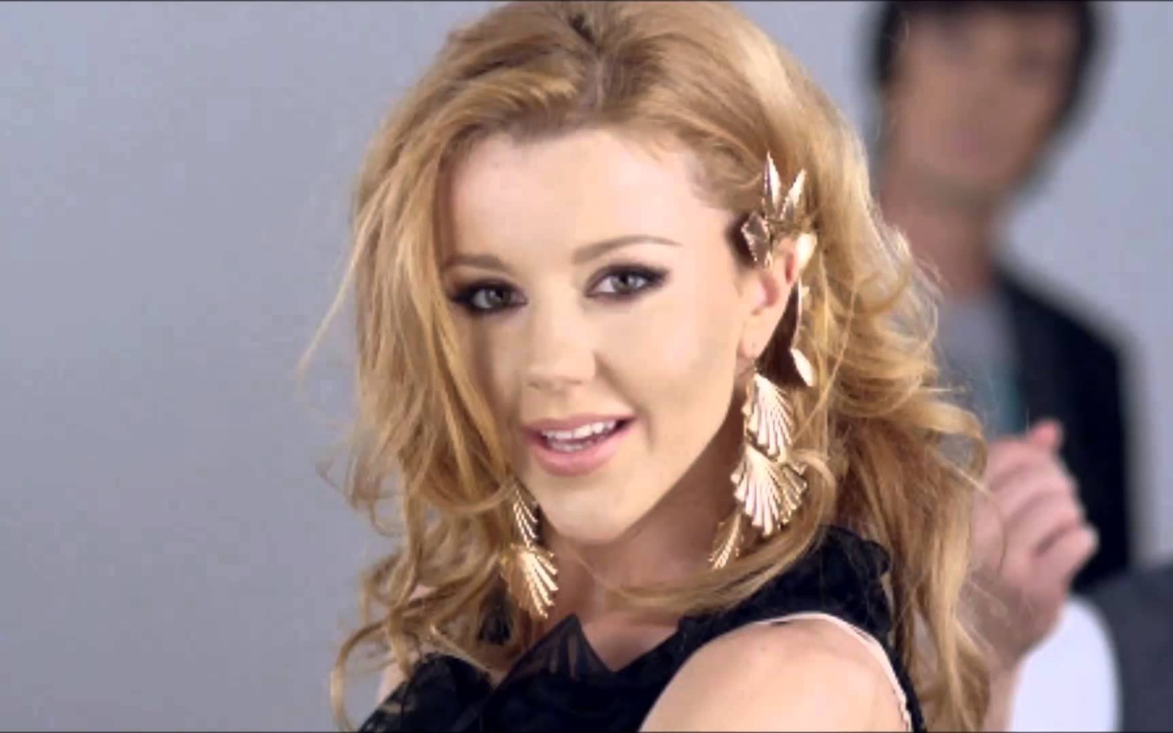 5ivesta Family солистка 