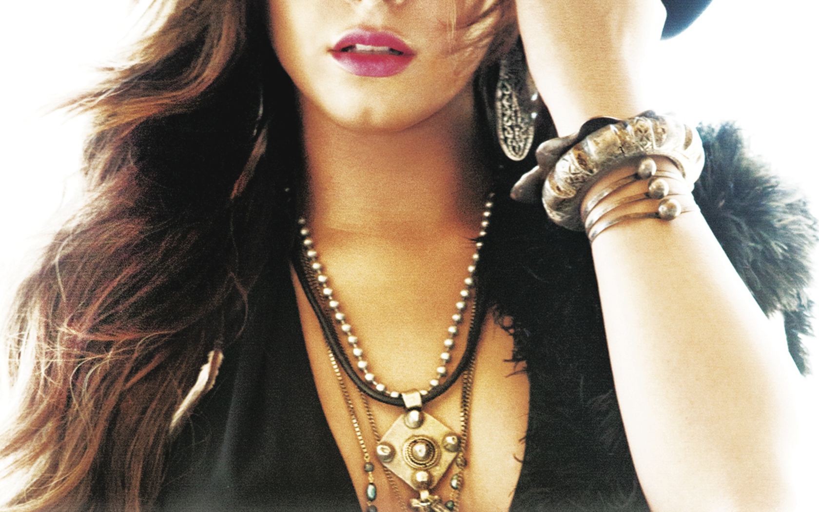 Demi Lovato в шляпке