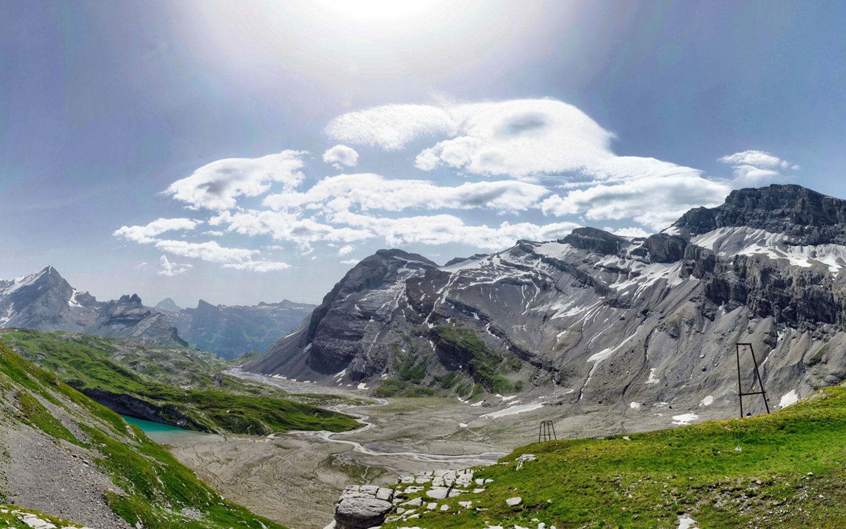 Облака причудливой формы