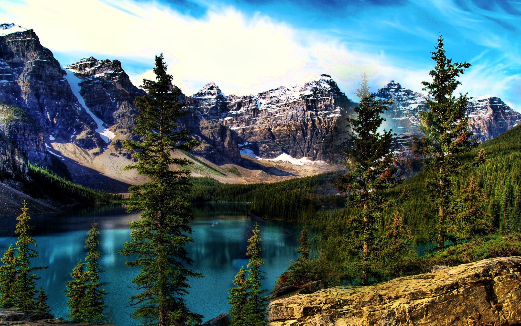 Горное озеро Moraine