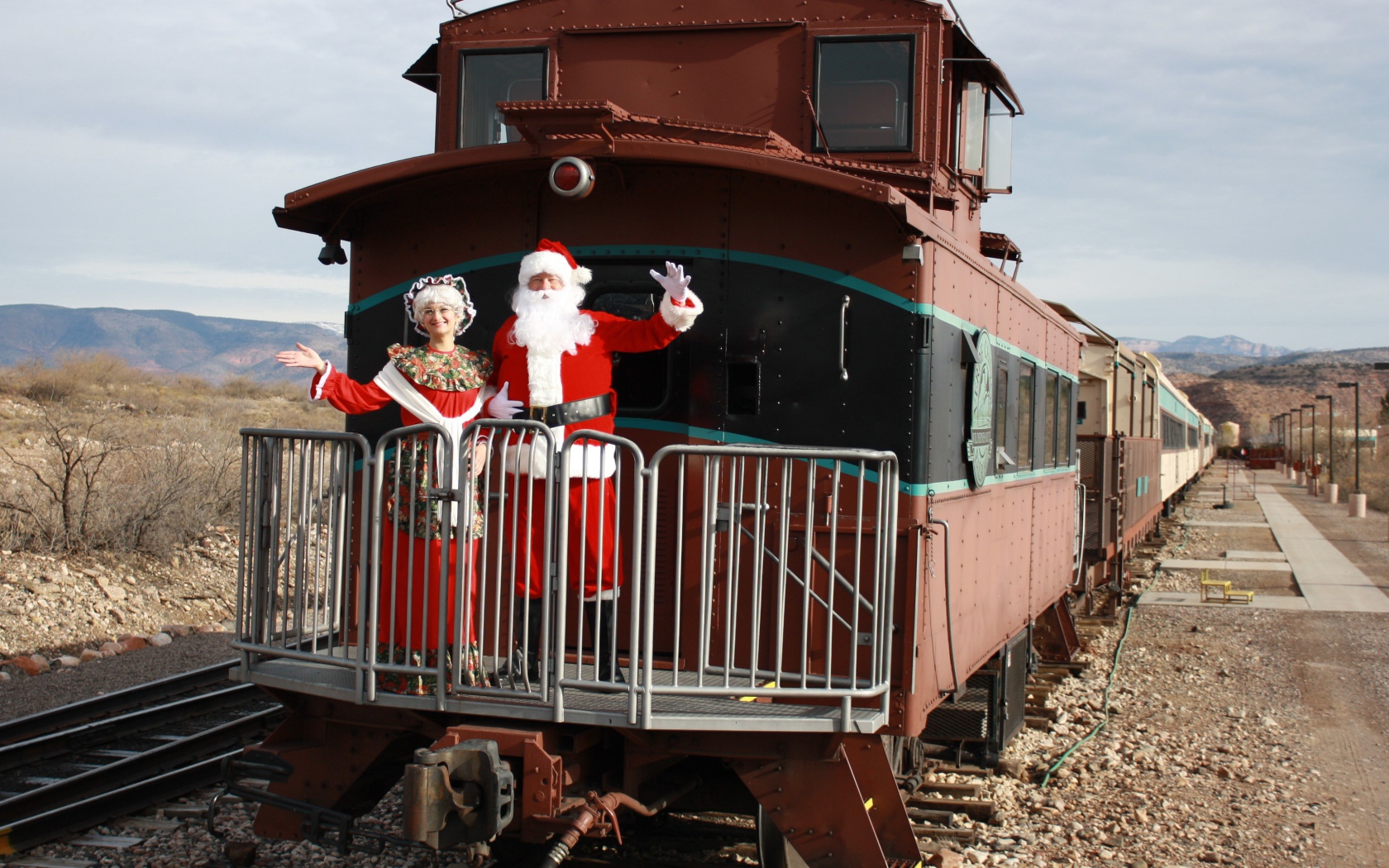 Поезд к деду морозу