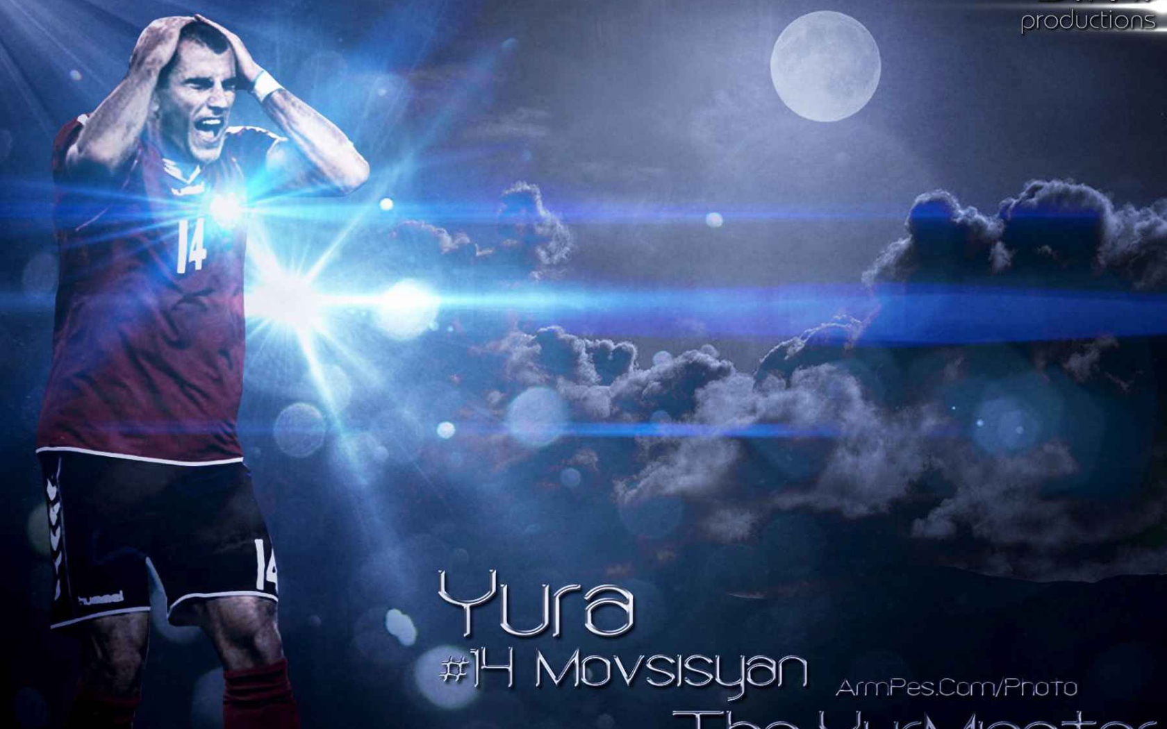 Нападающий московского Спартака Юра Мовсисян промахнулся