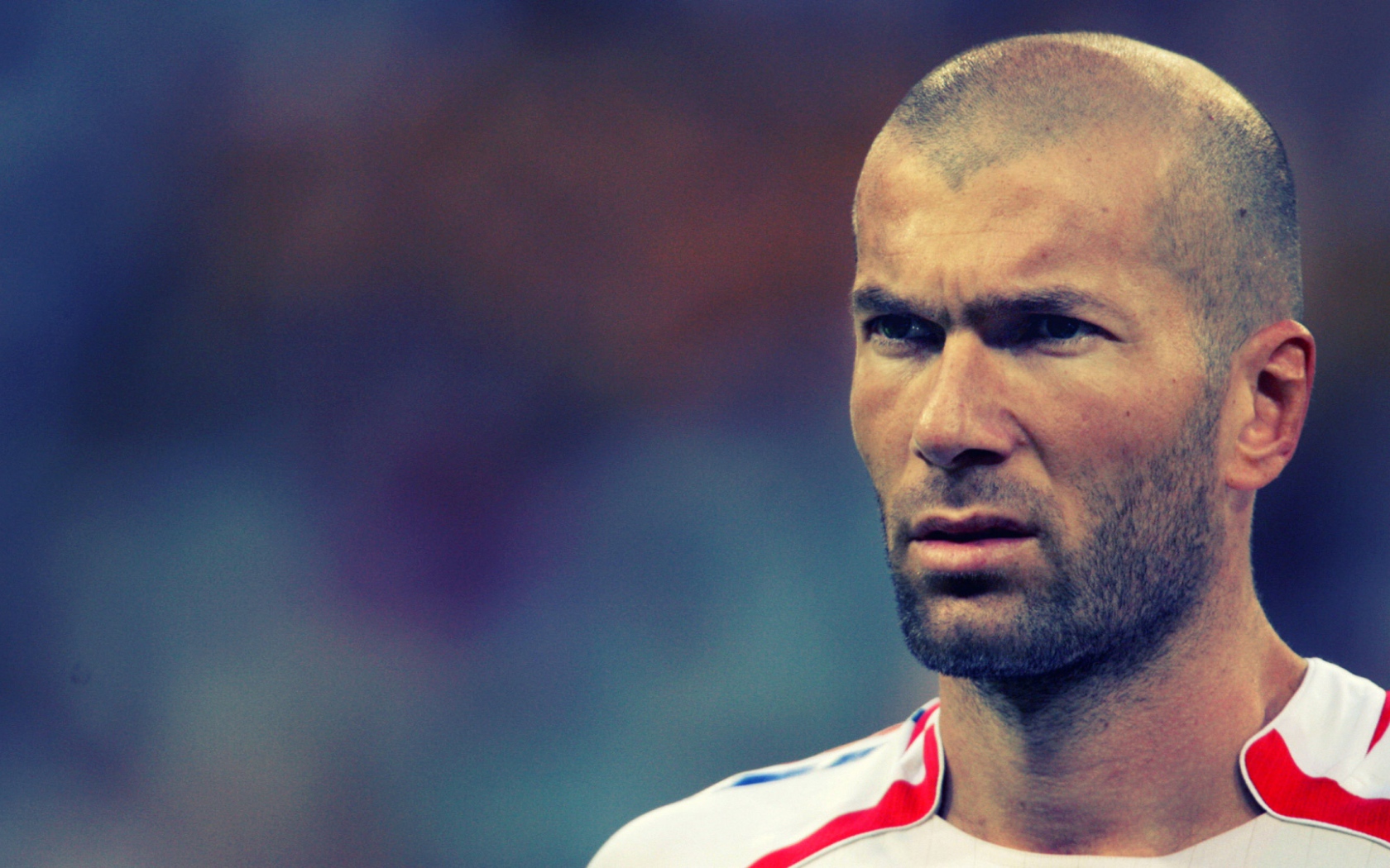  Легенда футбола Зинедин Зидан в гневе