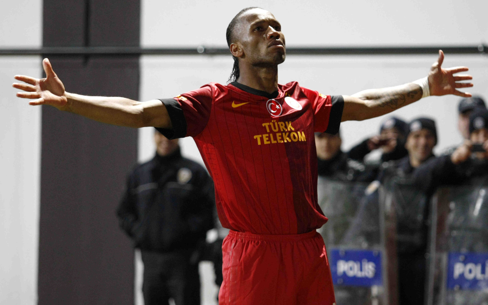 Игрок из Галатасарай Дидье Дрогба