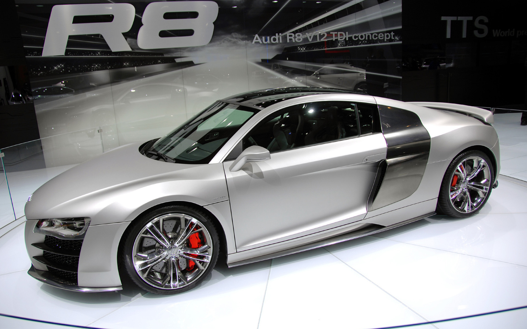 Красивый автомобиль Audi tdi