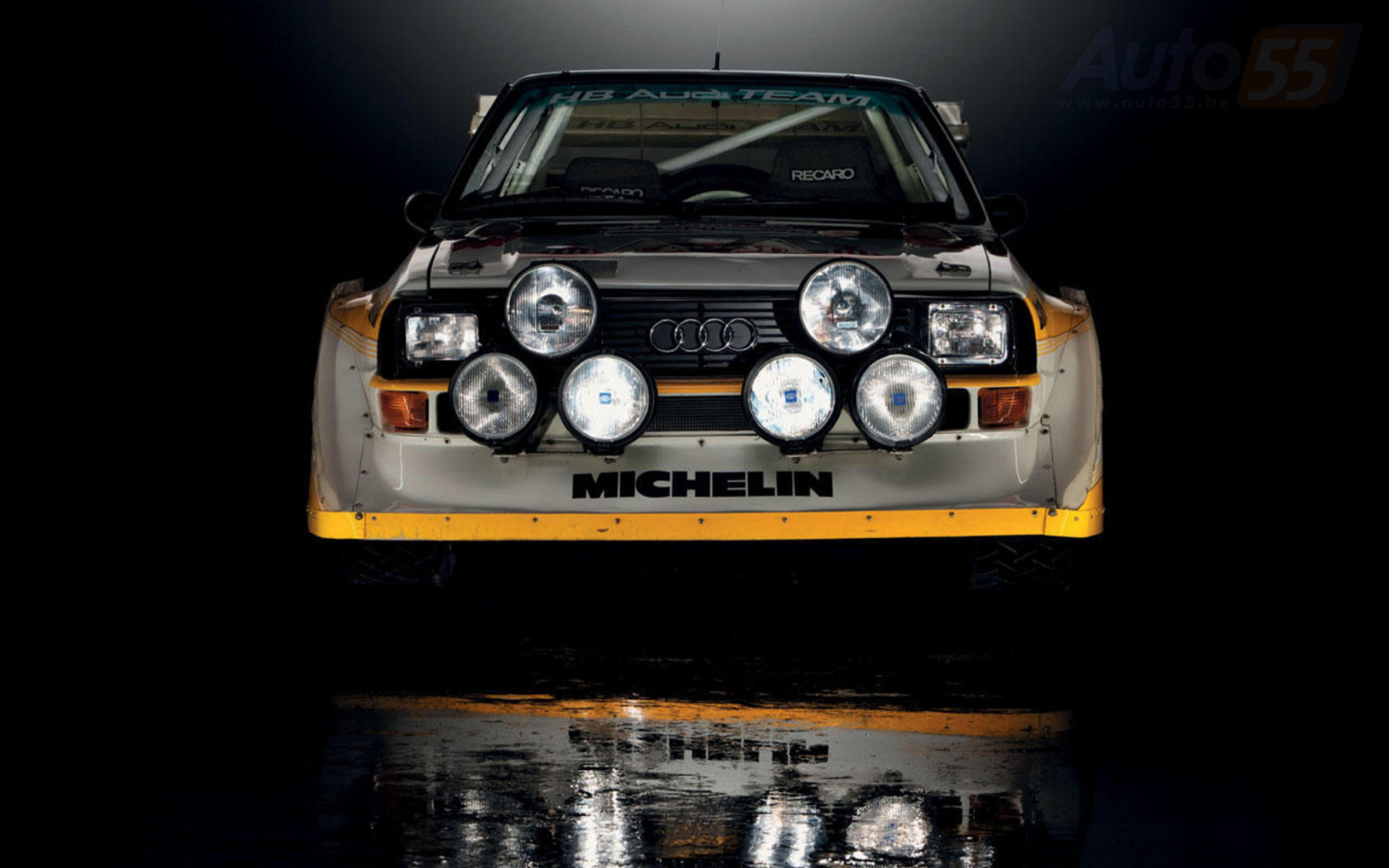 Новая машина Audi quattro