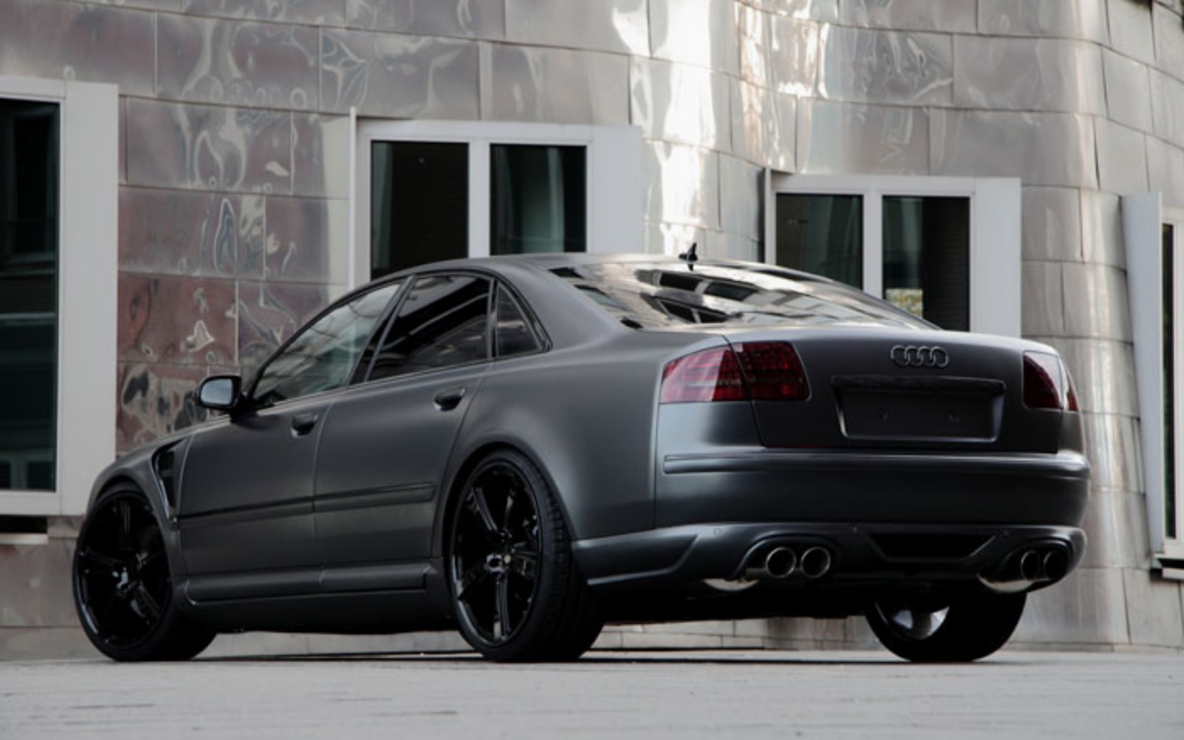 Надежный автомобиль Audi s8