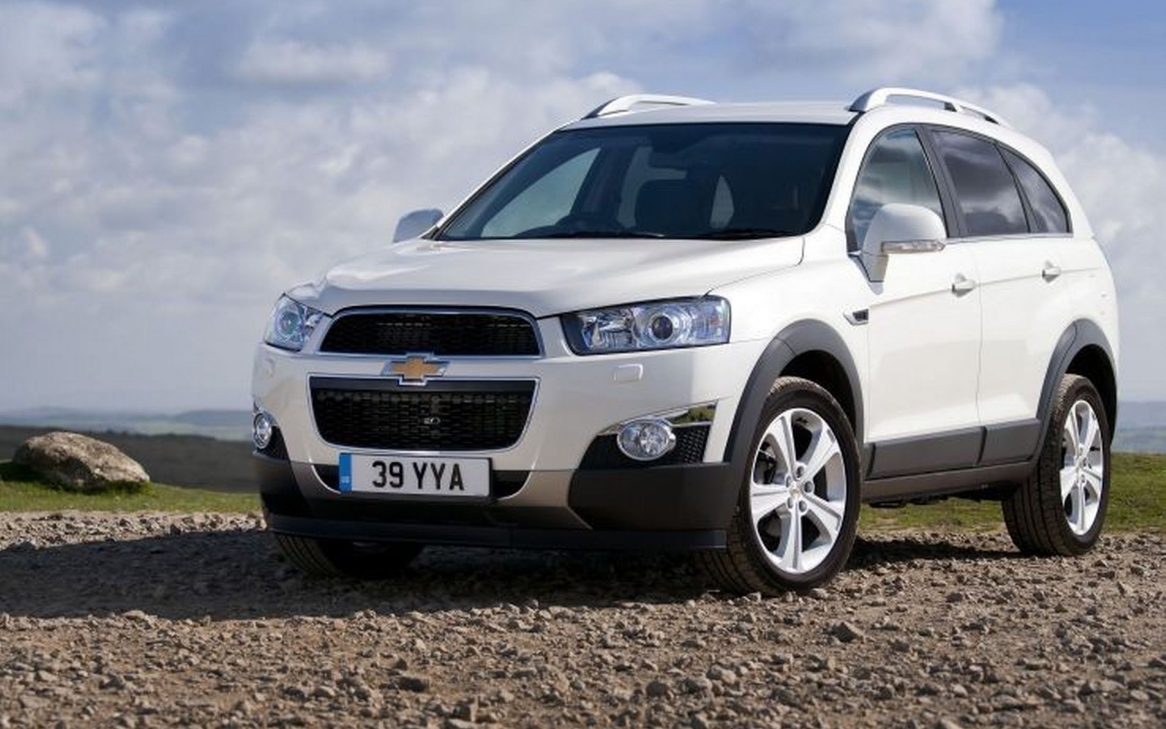 Надежный автомобиль Chevrolet Captiva 2014