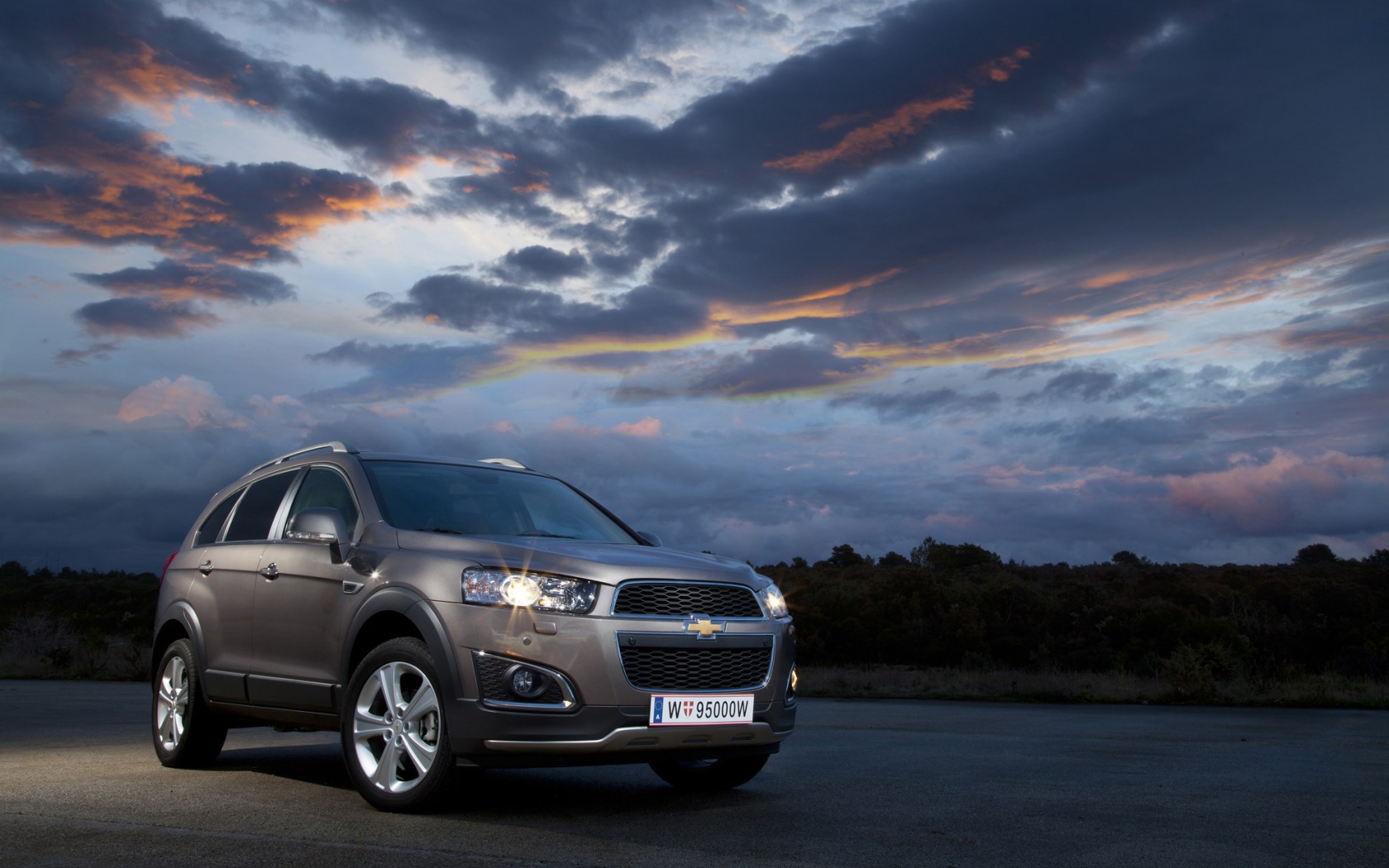 Новая машина Chevrolet Captiva 2014