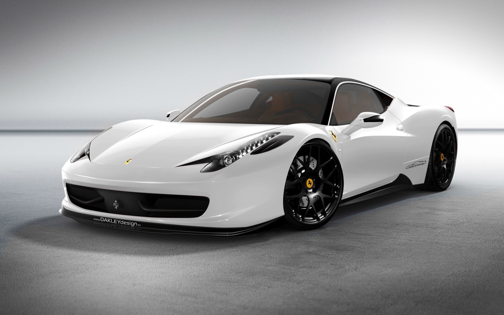 Окли дизайн Ferrari 458 Italia