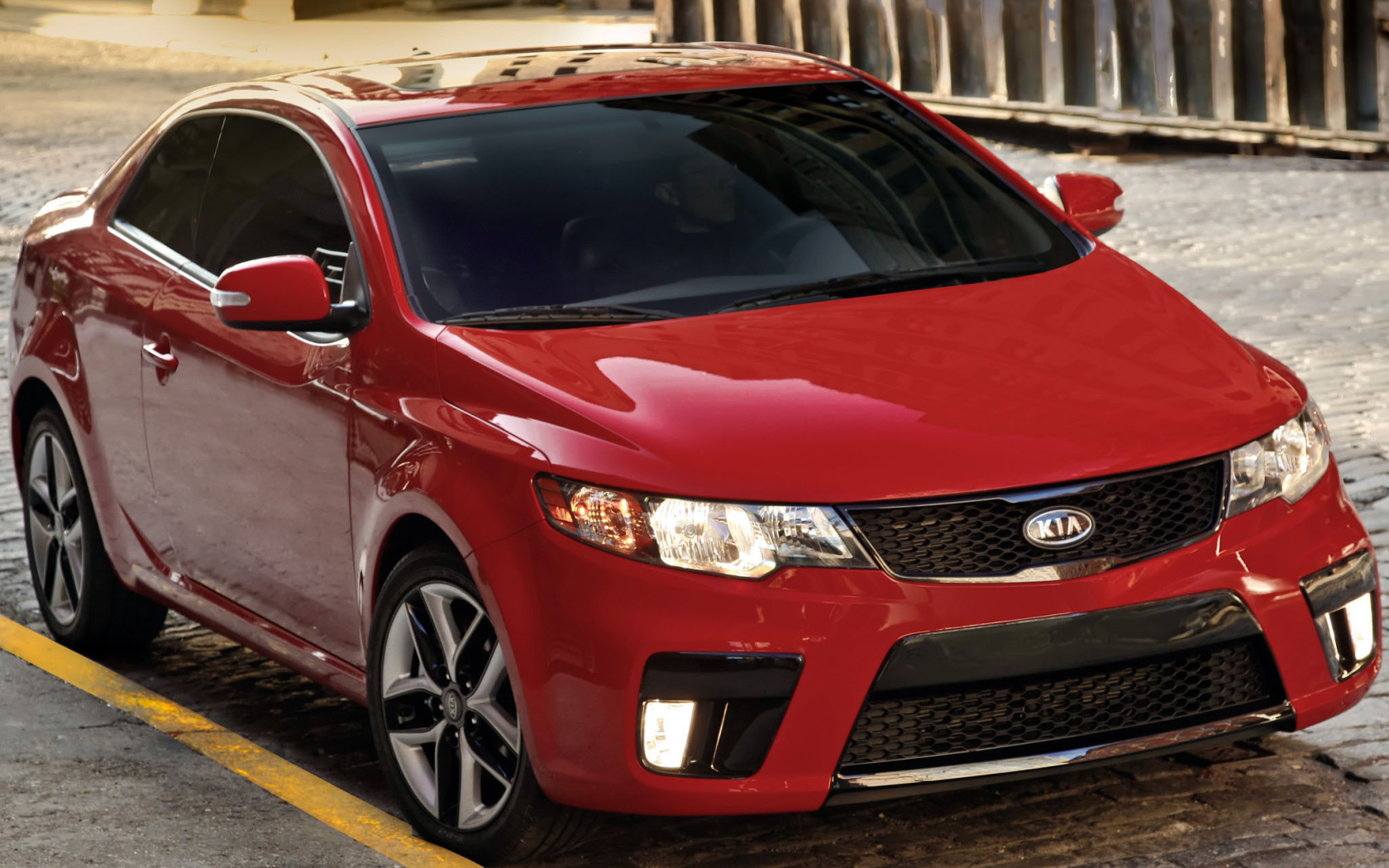 Тест драйв автомобиля Kia Cerato