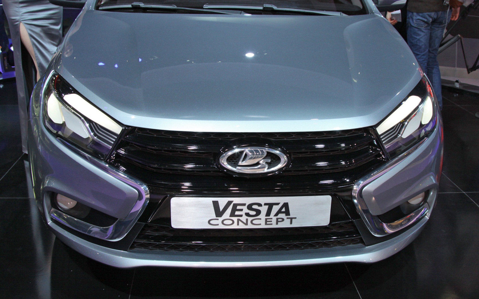 Перед новой Лады Веста