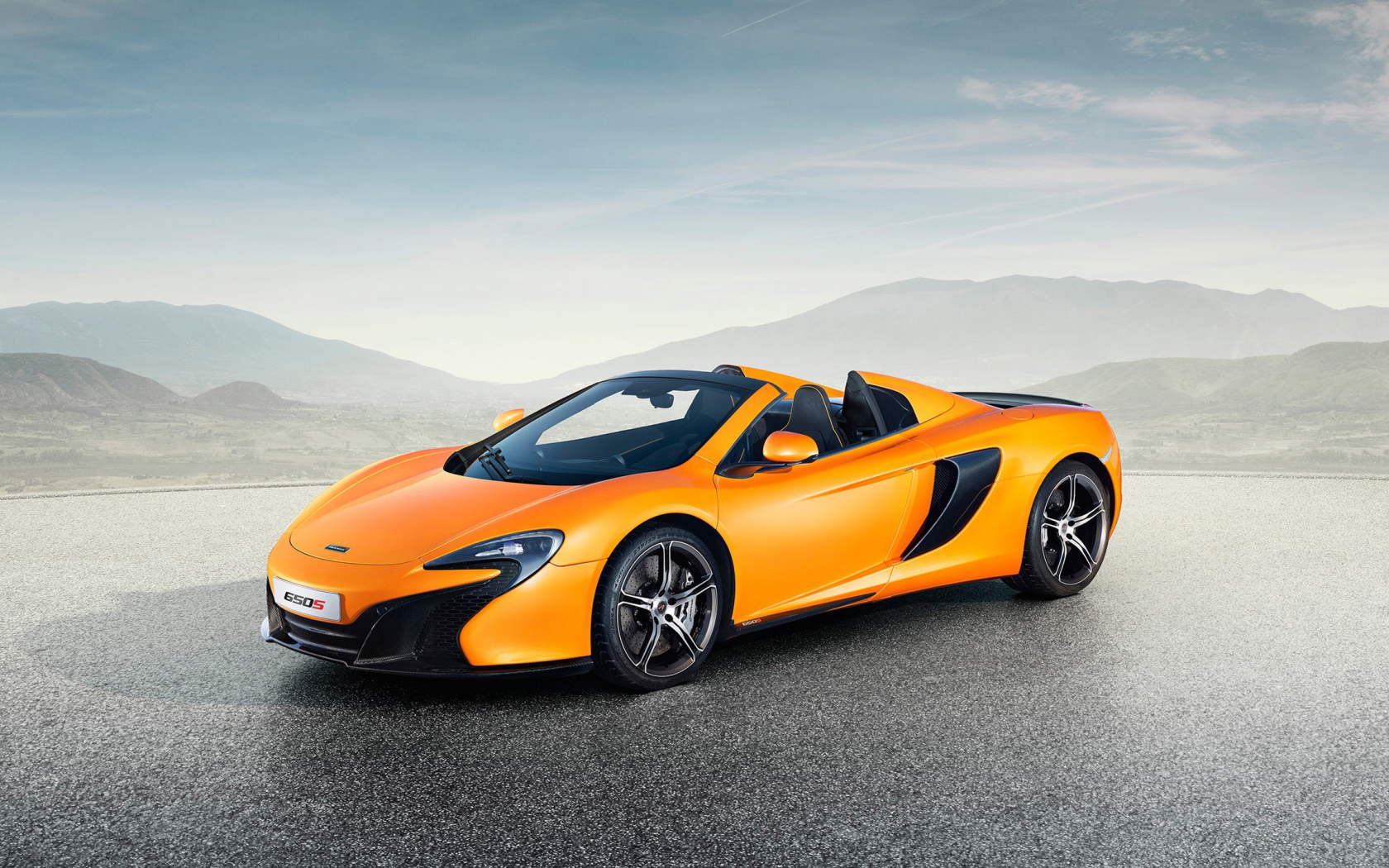 McLaren 650S 2015 год