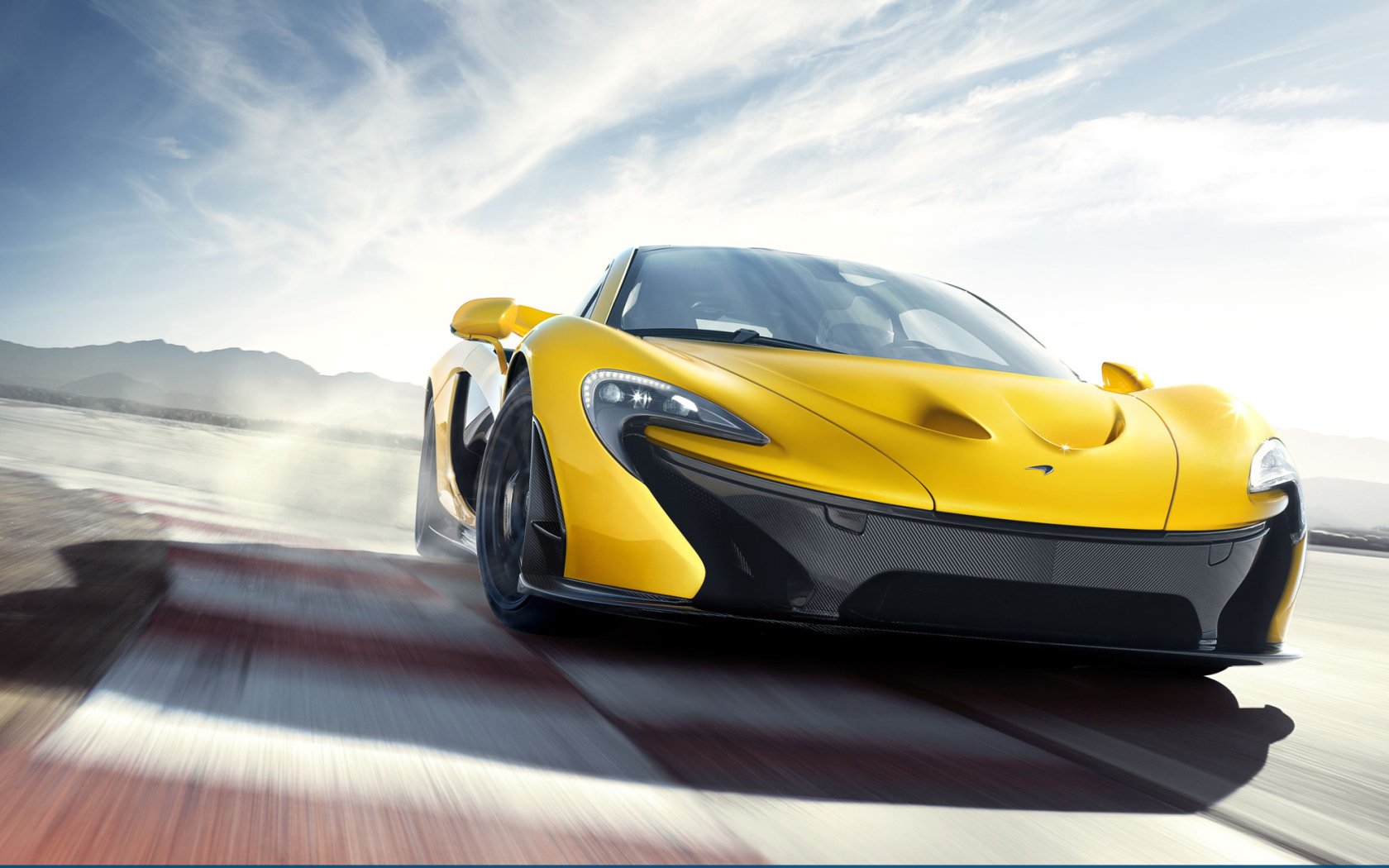 Дизайн автомобиля McLaren P1 2014