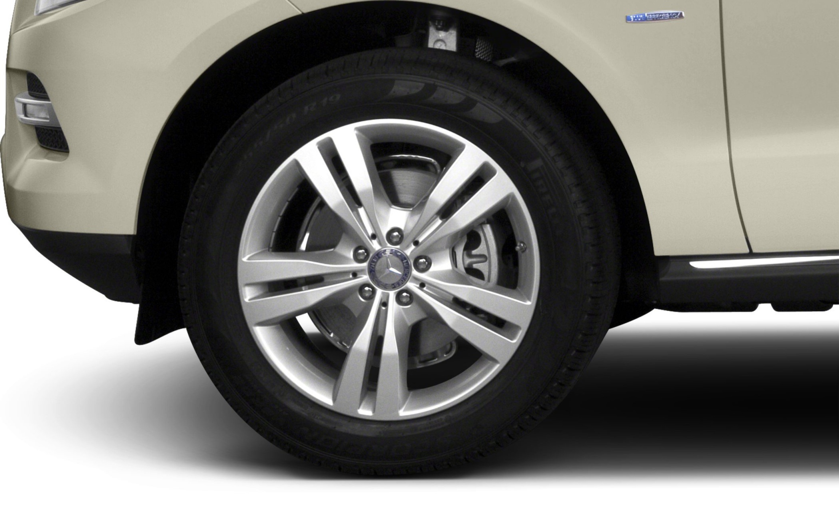 Тест драйв автомобиля Mercedes V-Class 2014