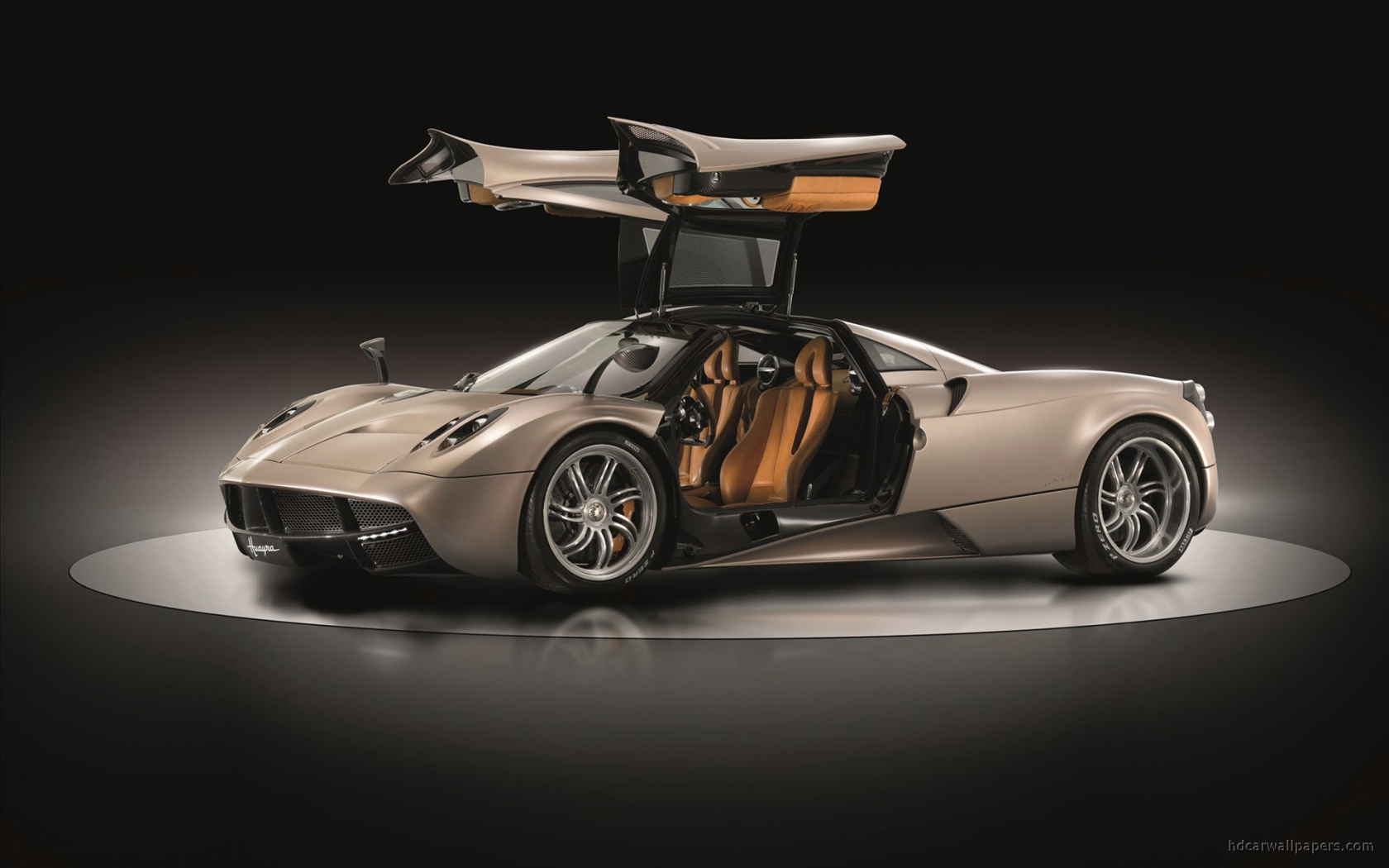 Надежная машина Pagani Huayra