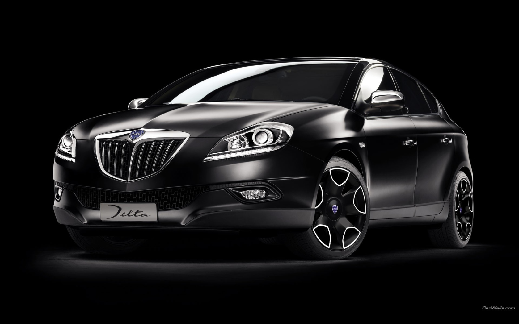 Автомобиль Ланция Дельта