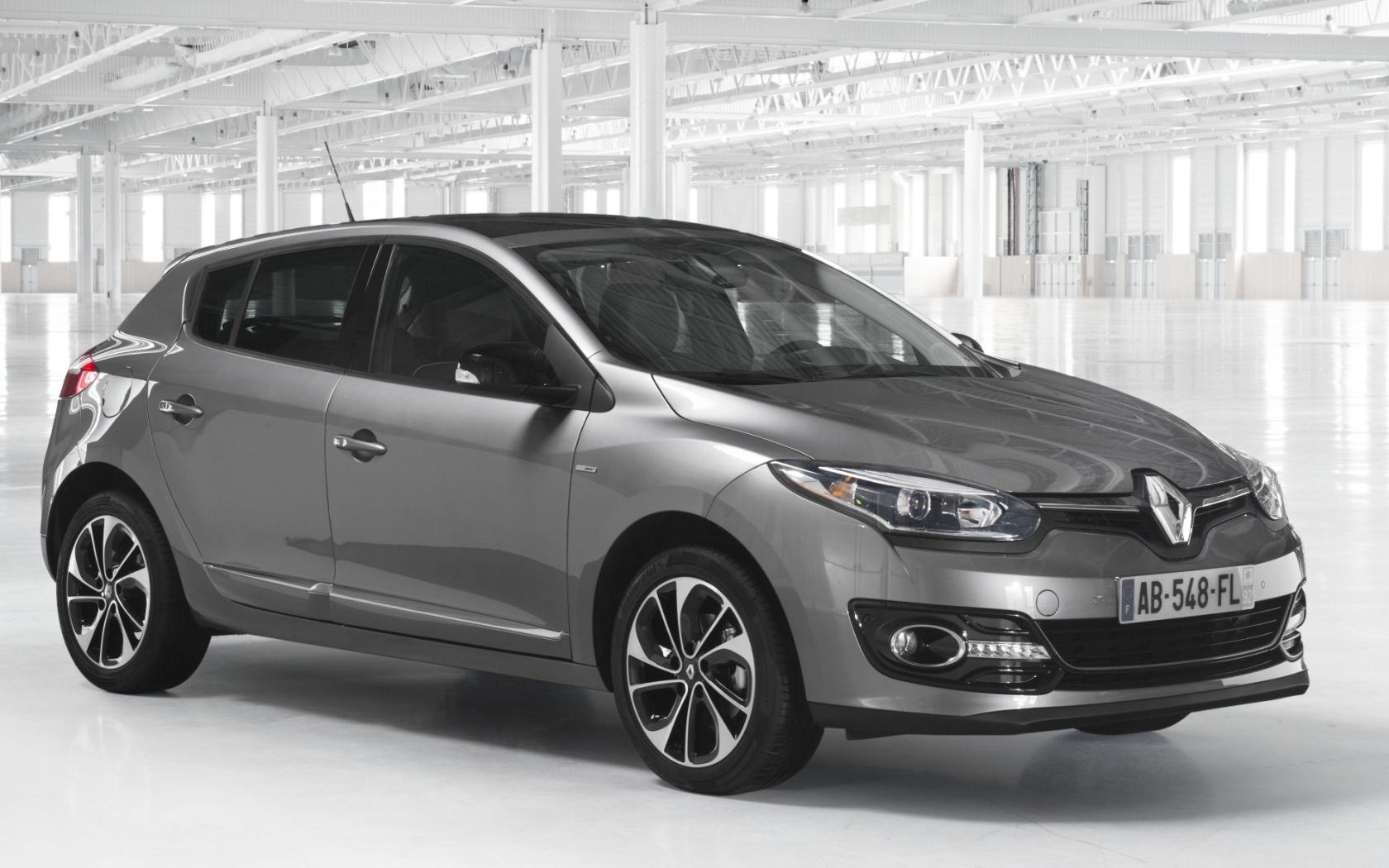 Надежная машина Renault Megane 2014