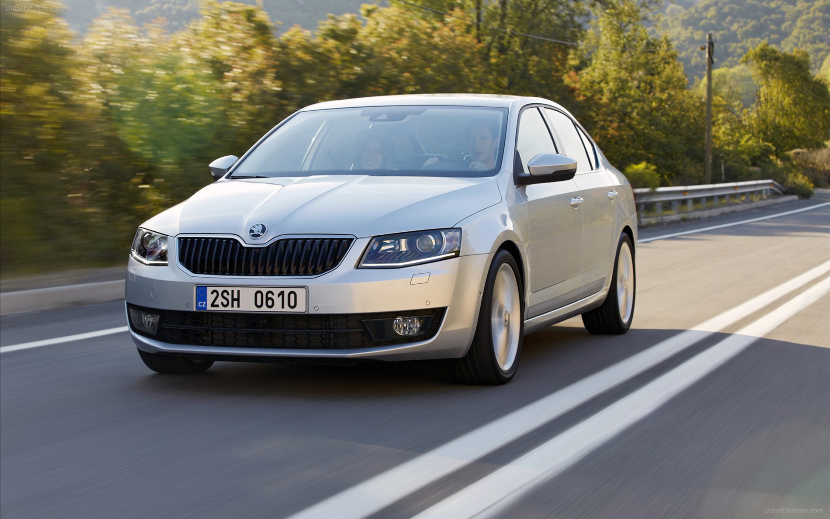Надежная машина Skoda Octavia 2013