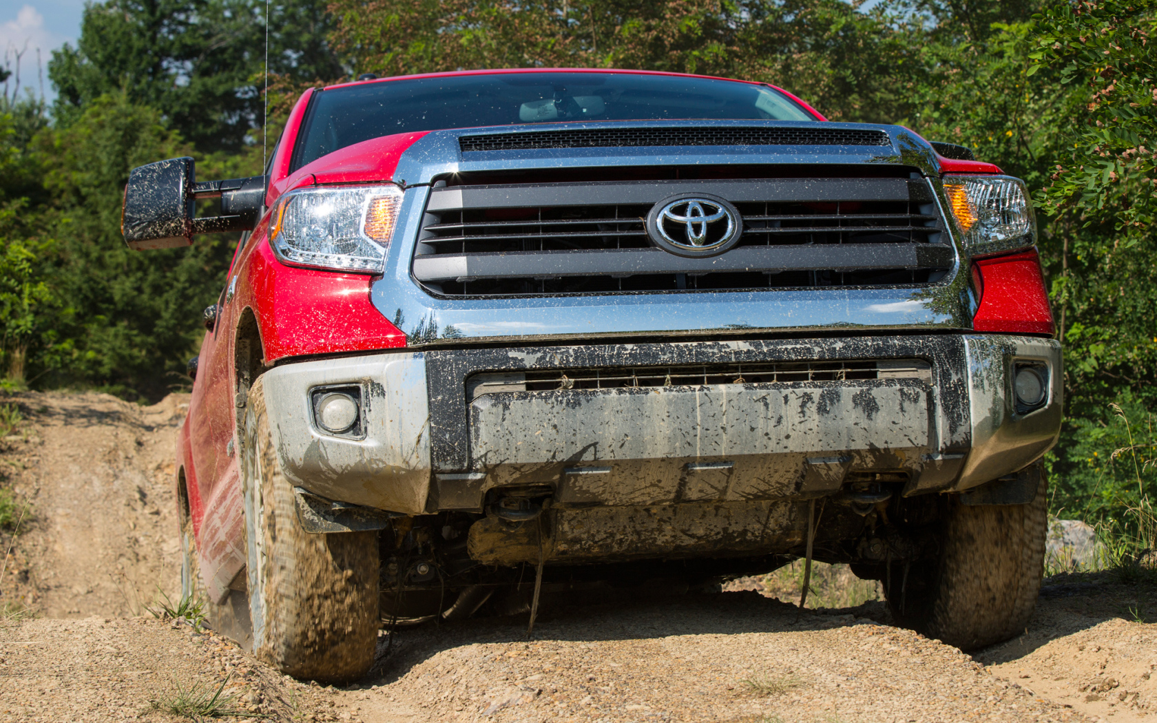 Автомобиль марки Toyota Tundra 2014