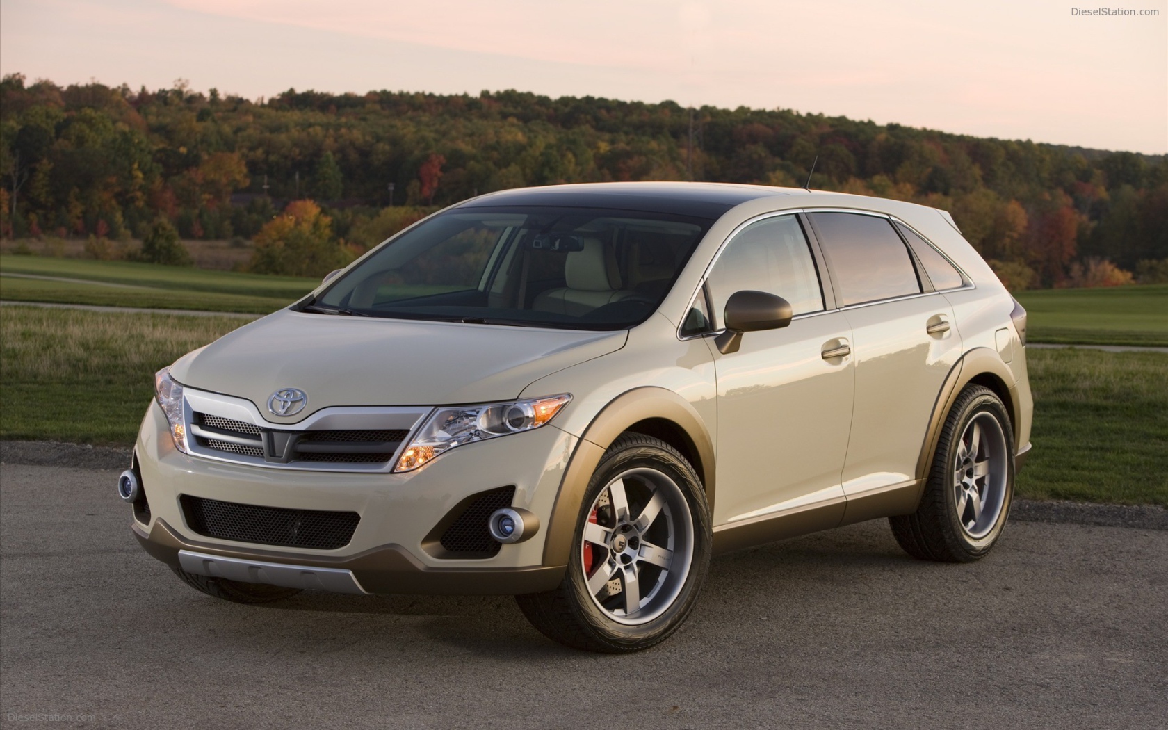 Надежный автомобиль Toyota Venza