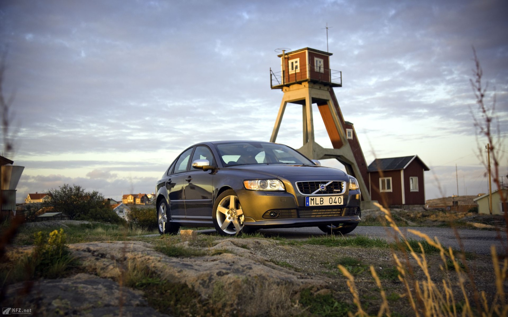 Новый автомобиль Volvo s40