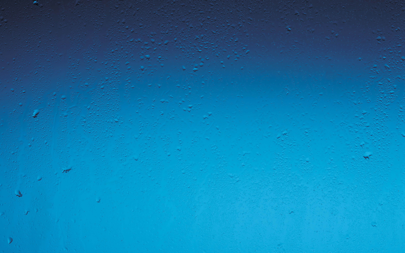 Капли на синем окне