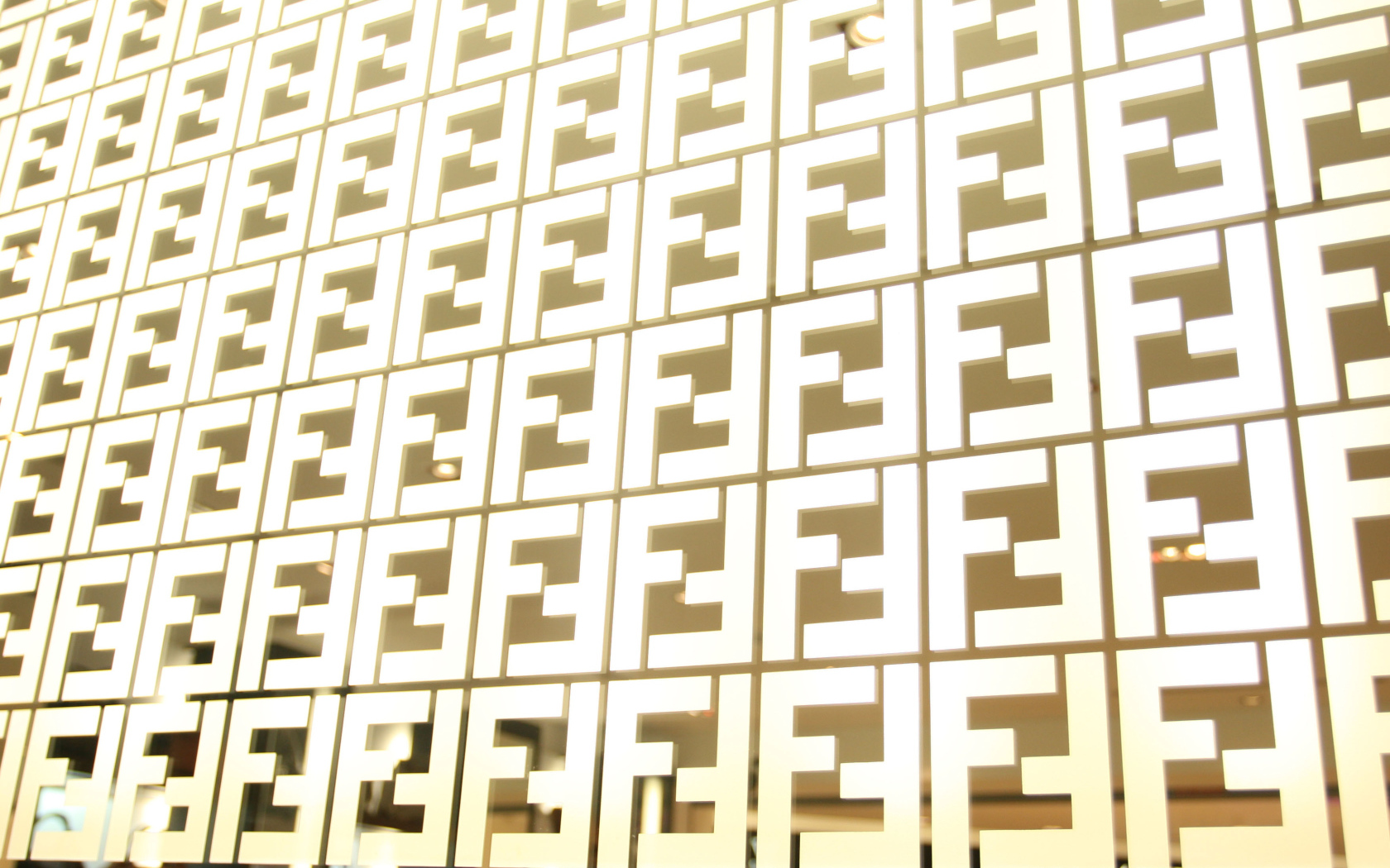 Текстура из логотипа Fendi