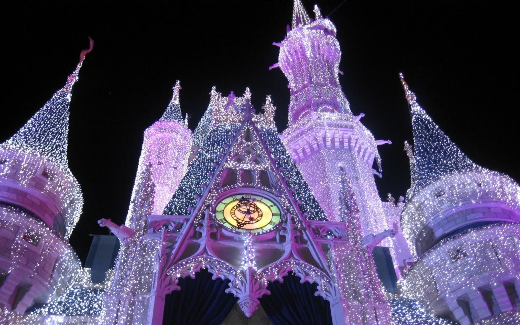Сказочный дворец Дисней