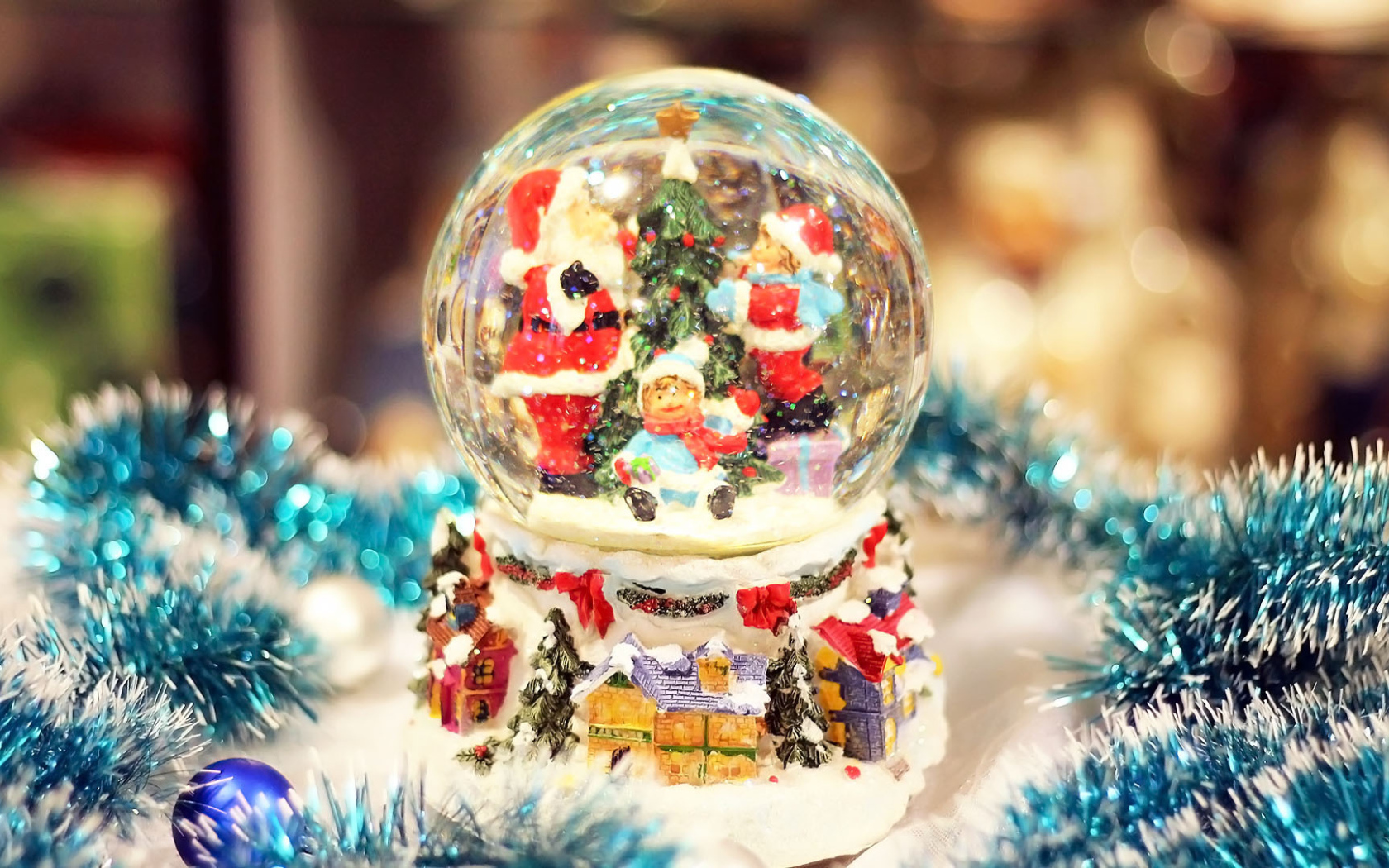 Новогодний волшебный шар