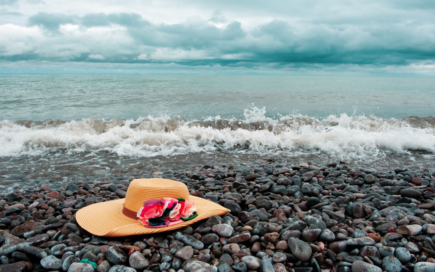 Шляпа на пляже