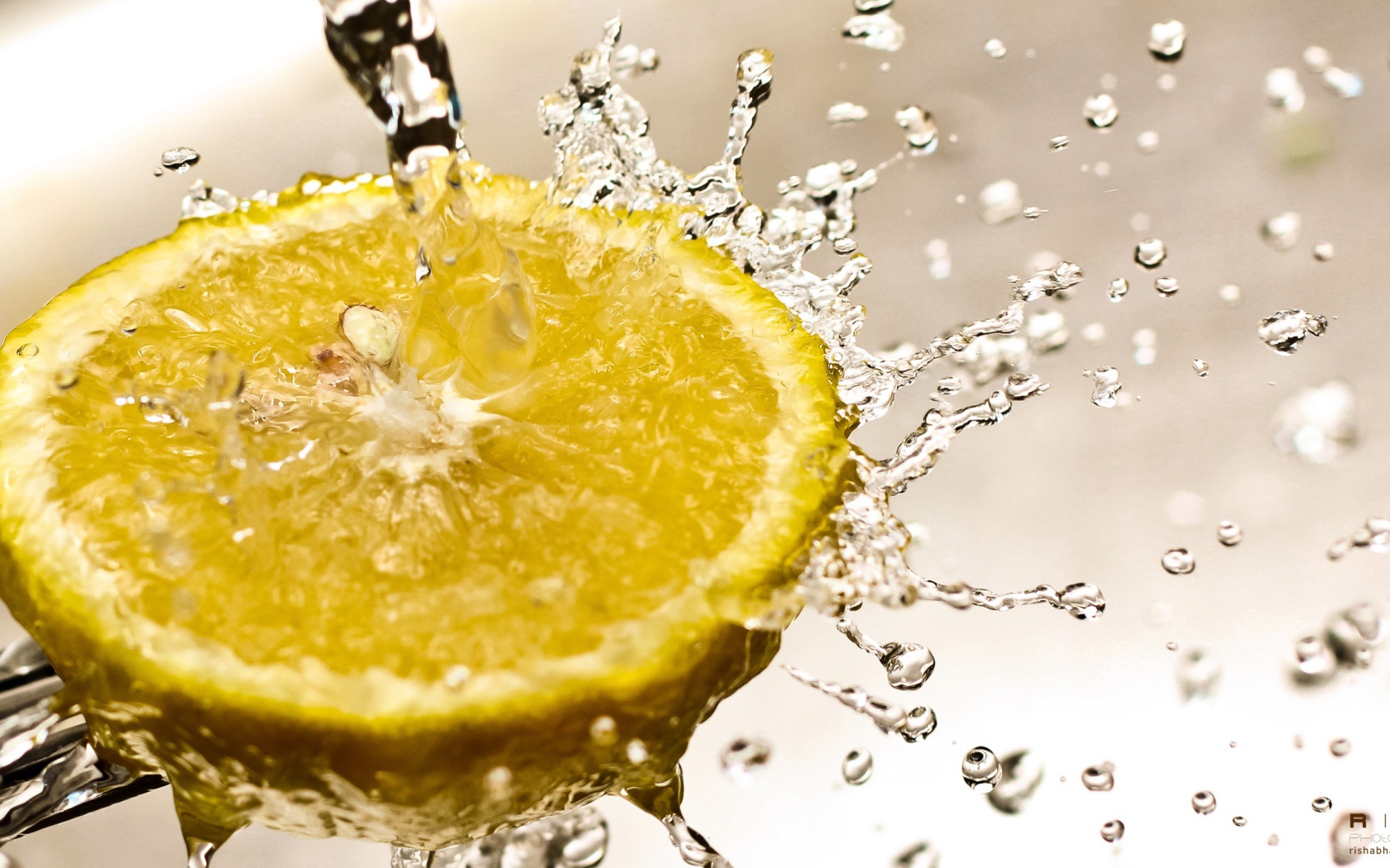 Лимонный всплеск