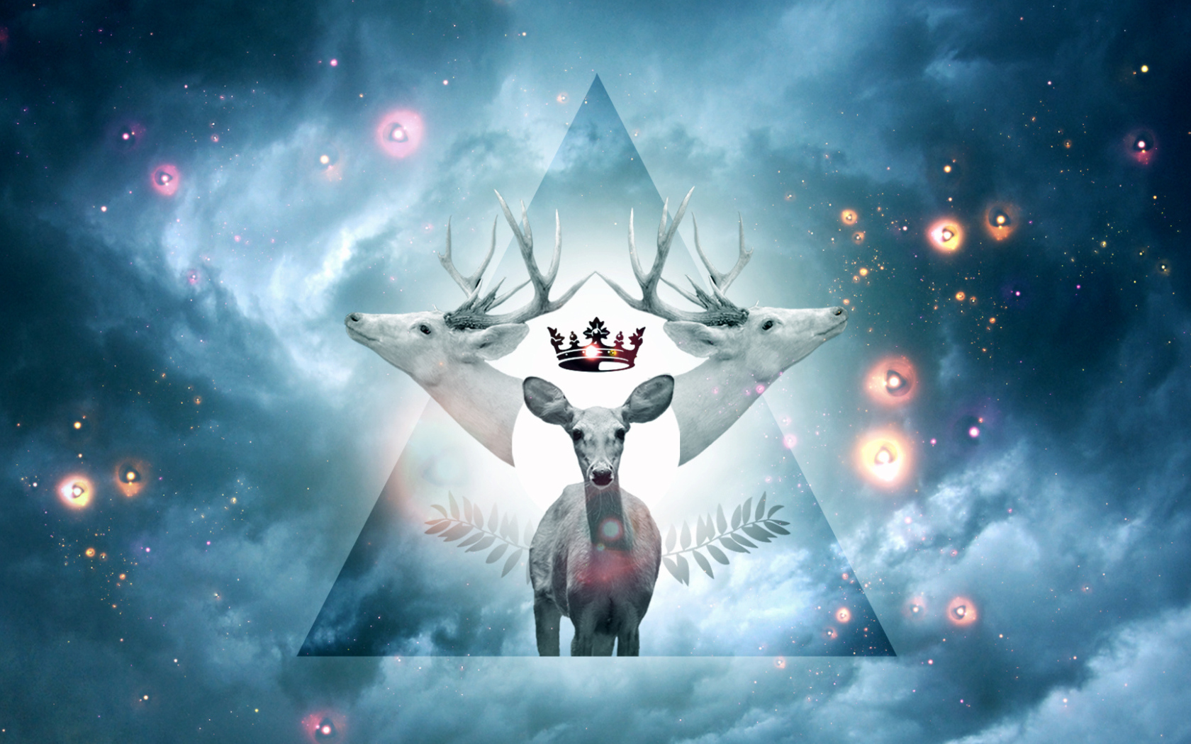 Головы оленей в треугольнике