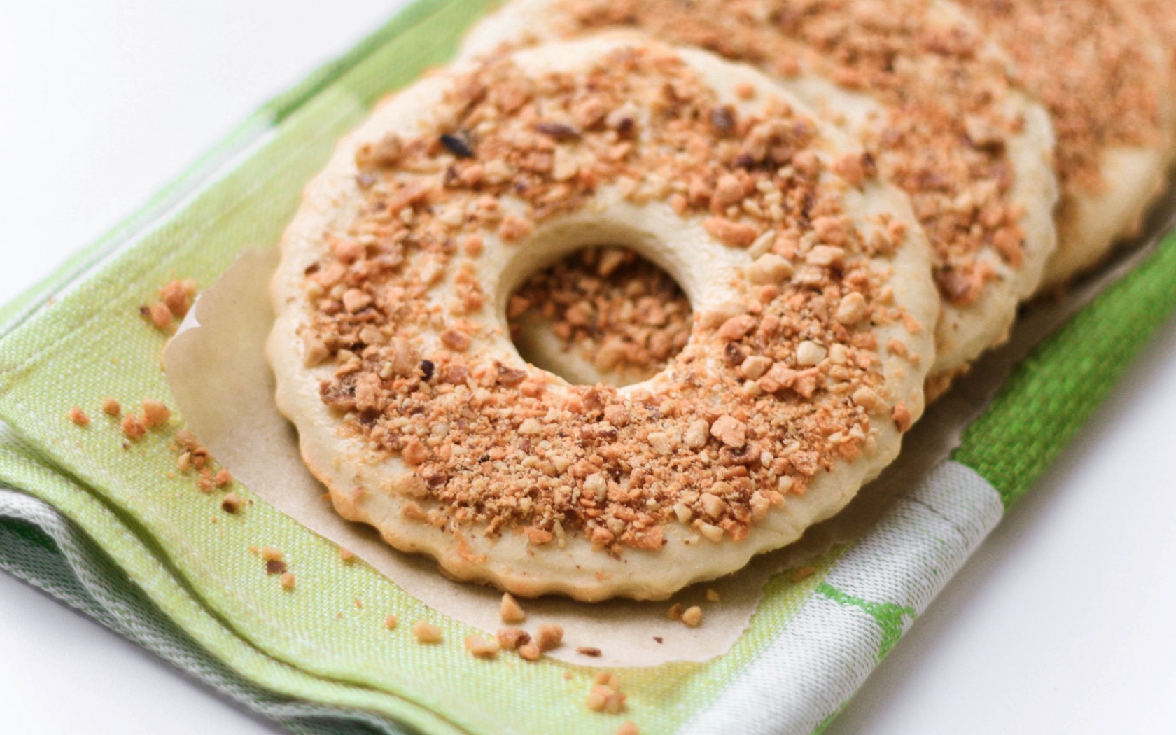 Коржики с орехами