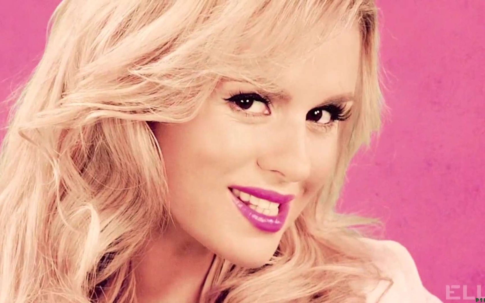 Популярная актриса Анна Семенович