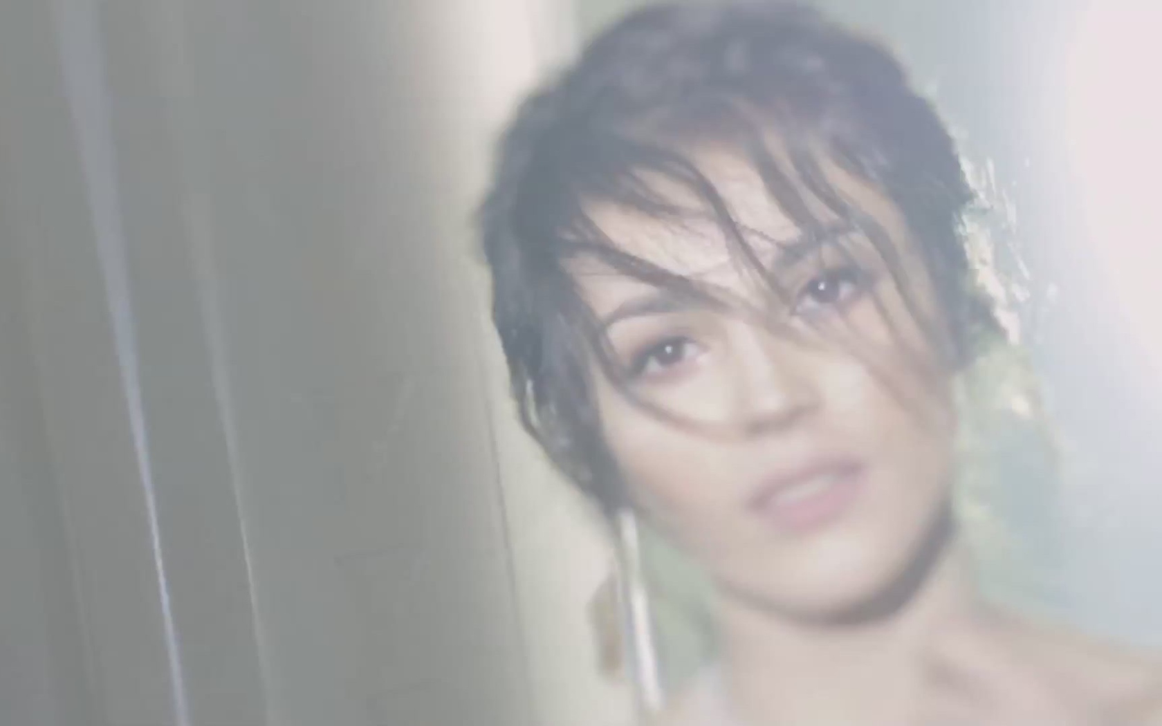 Популярная актриса Сати Казанова