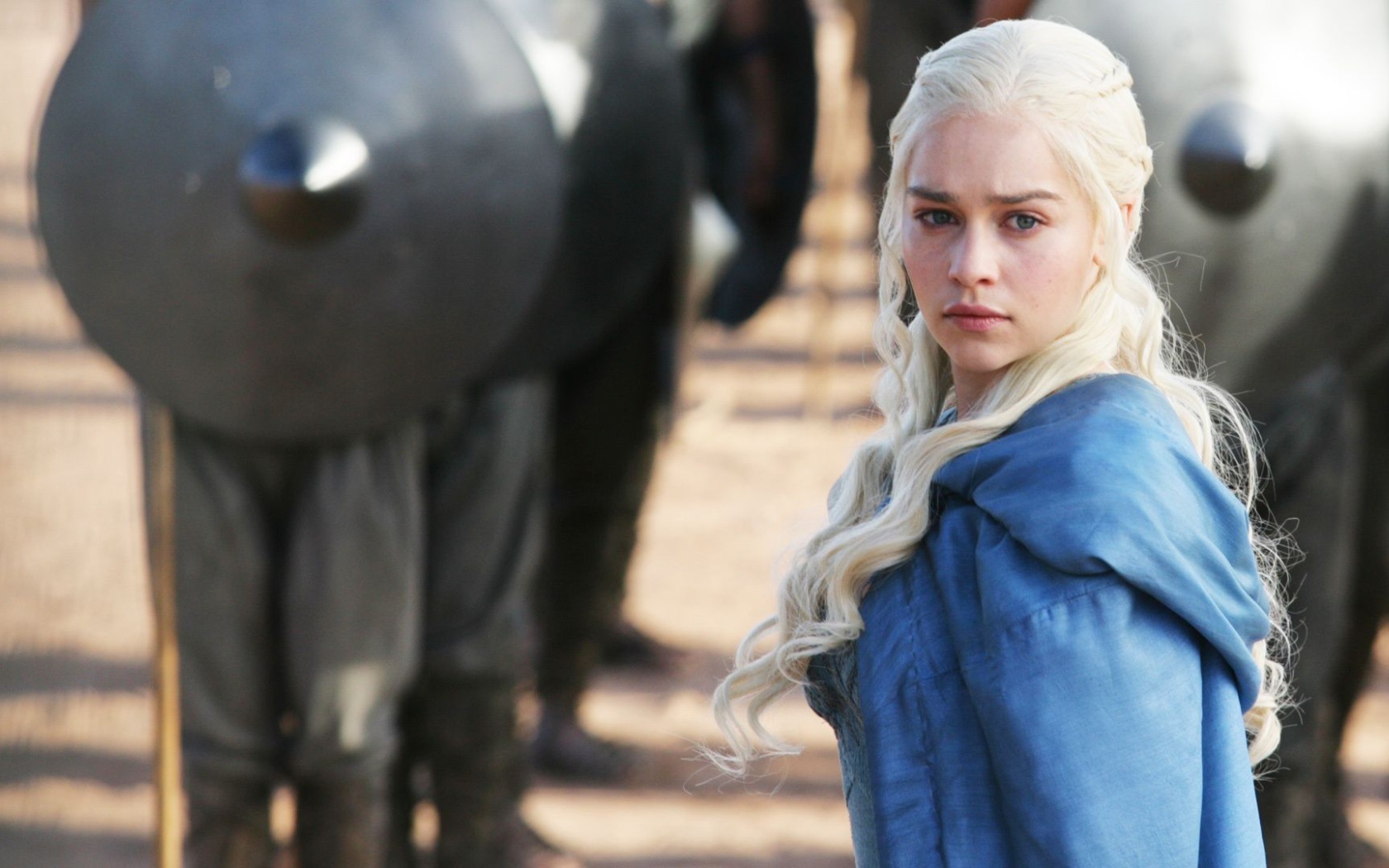 Красивая актриса Эмилия Кларк